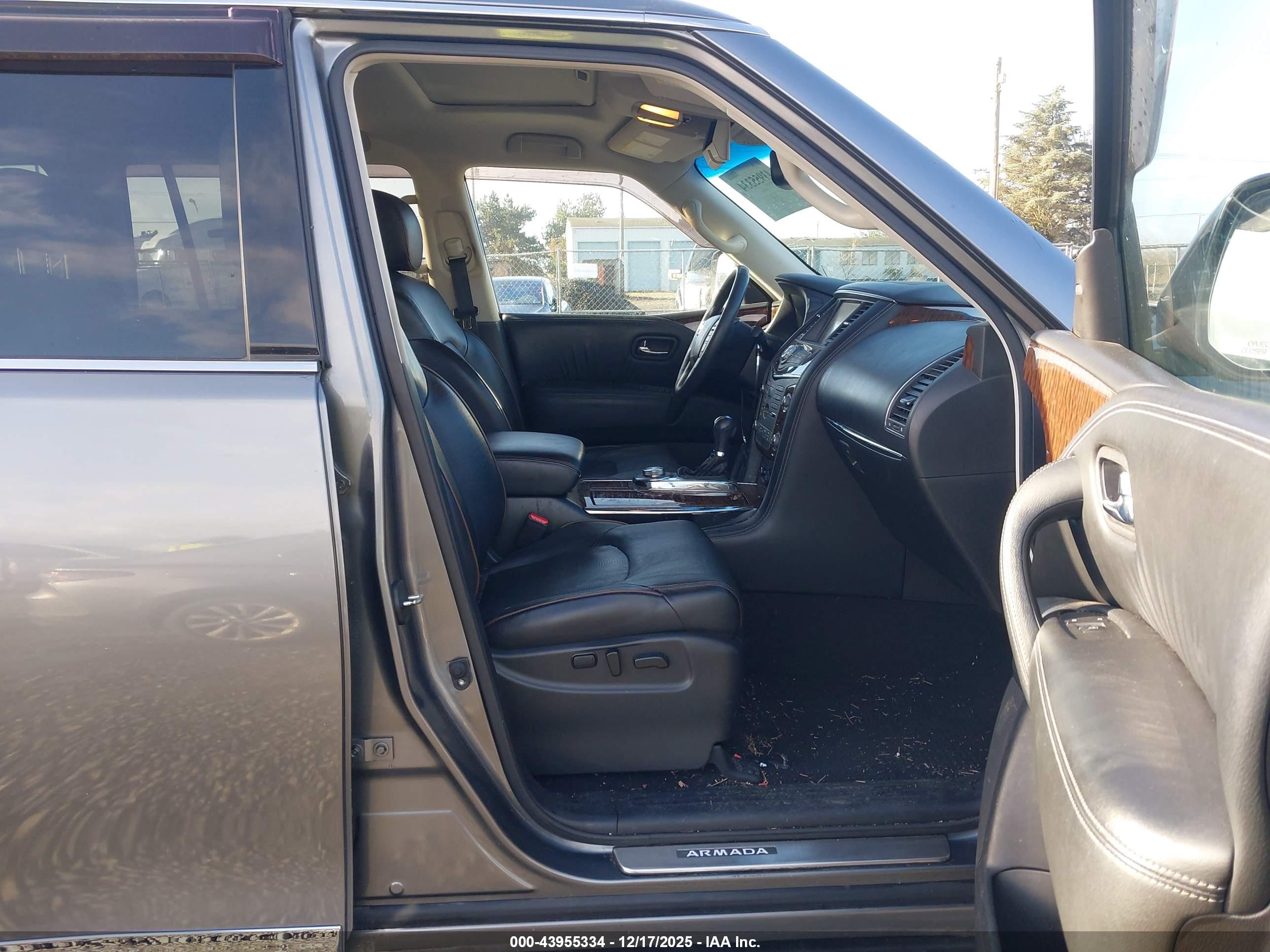 NISSAN ARMADA image 5