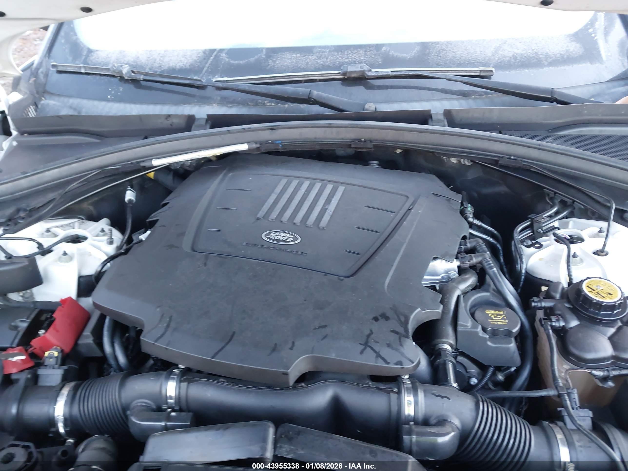 LAND ROVER image 10