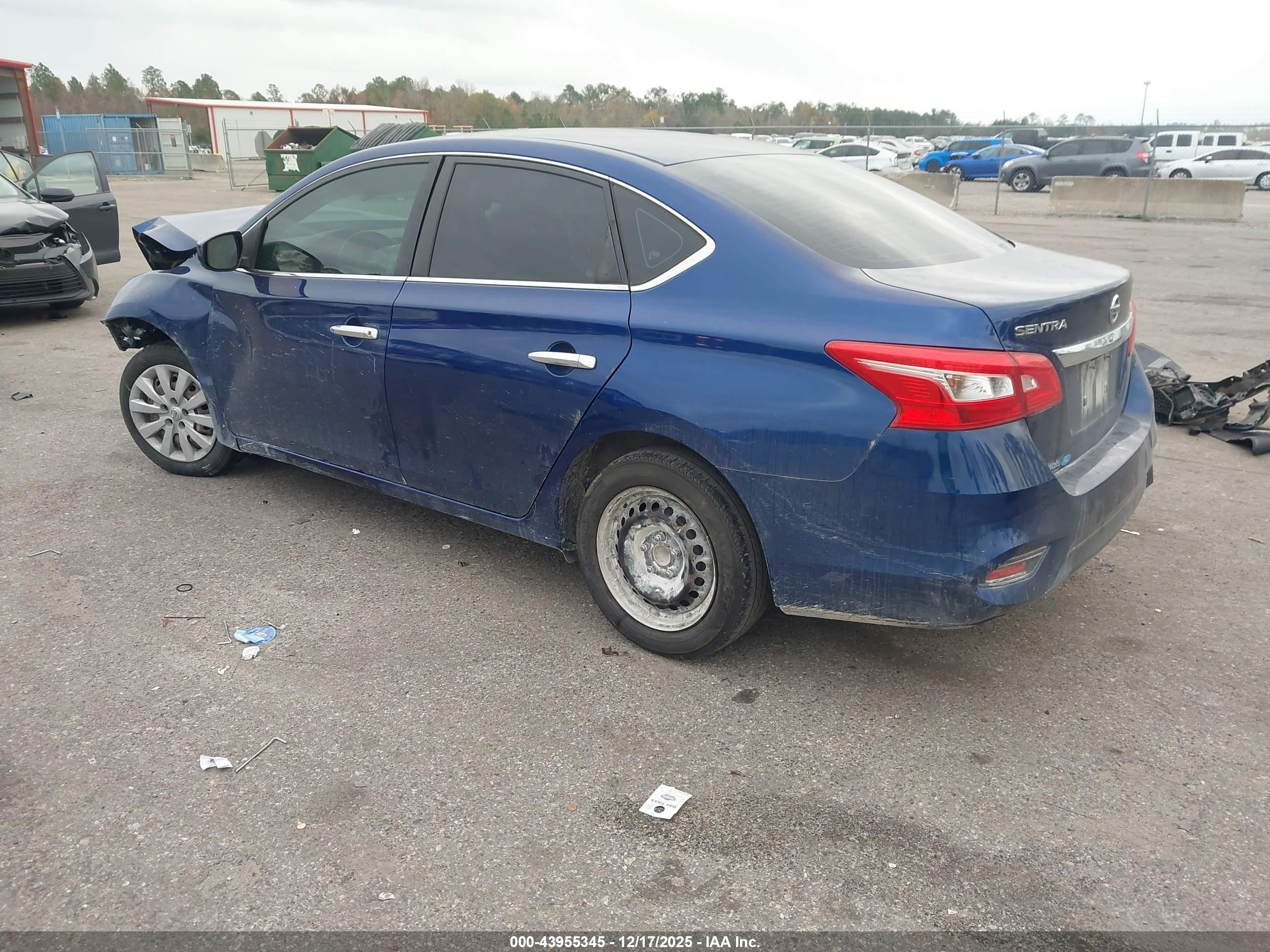 NISSAN SENTRA image 3