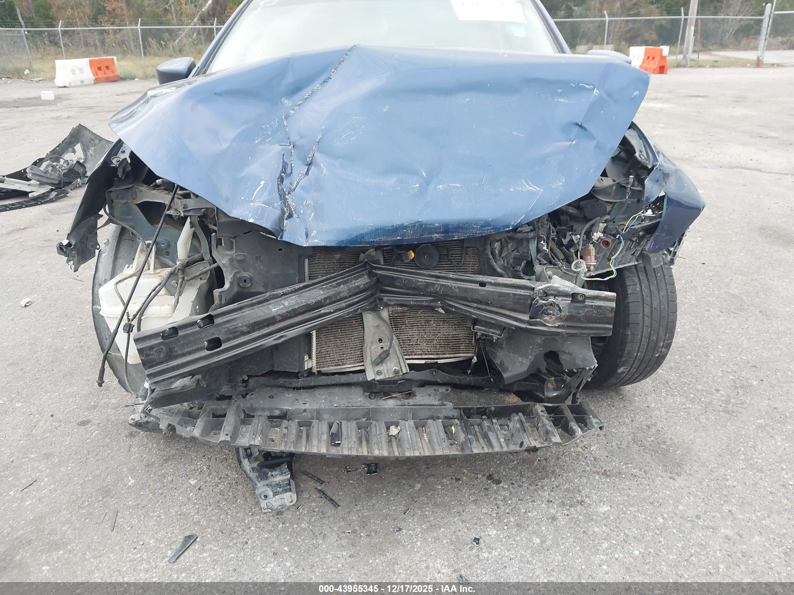 NISSAN SENTRA image 6