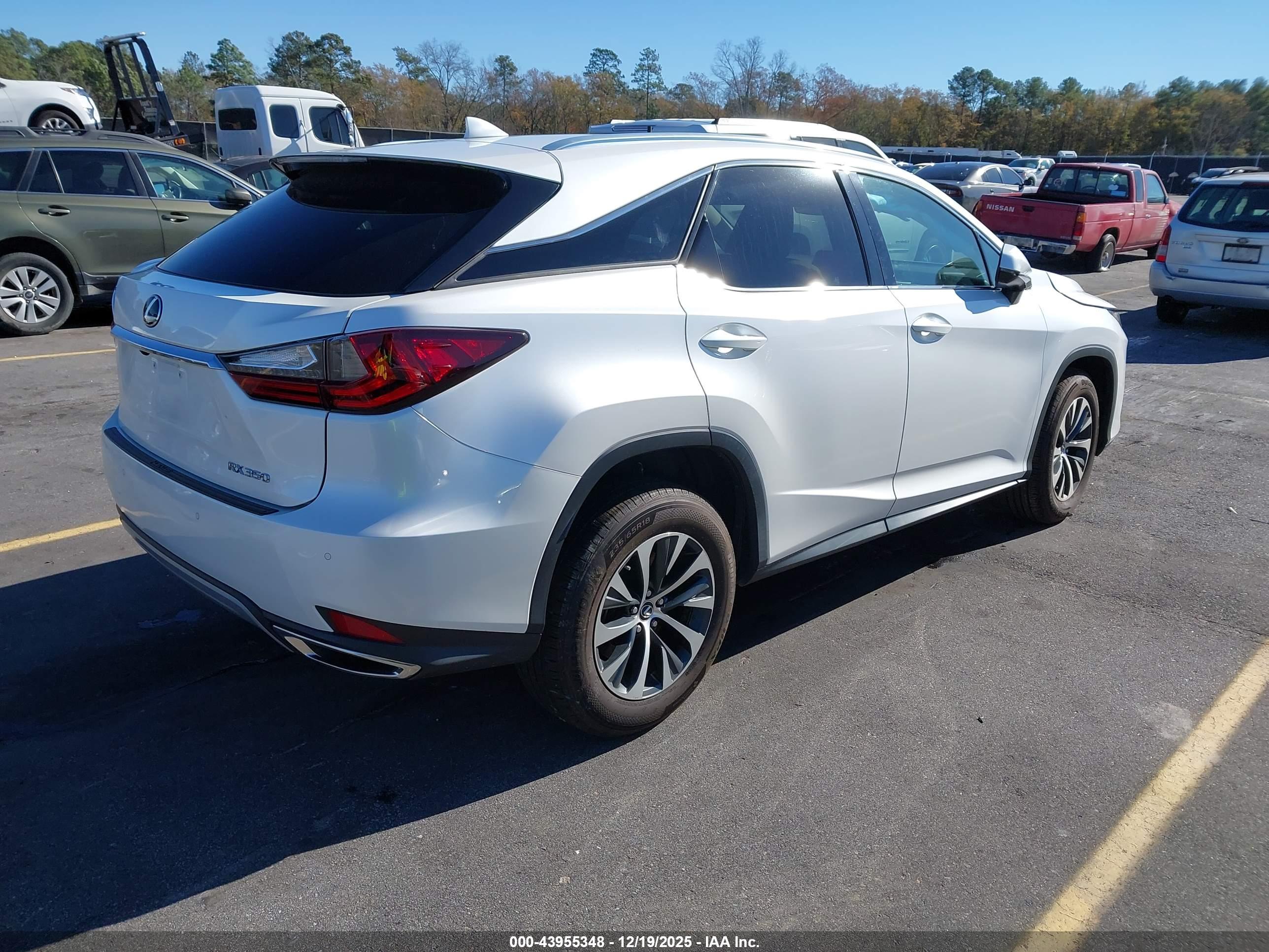 LEXUS RX image 4