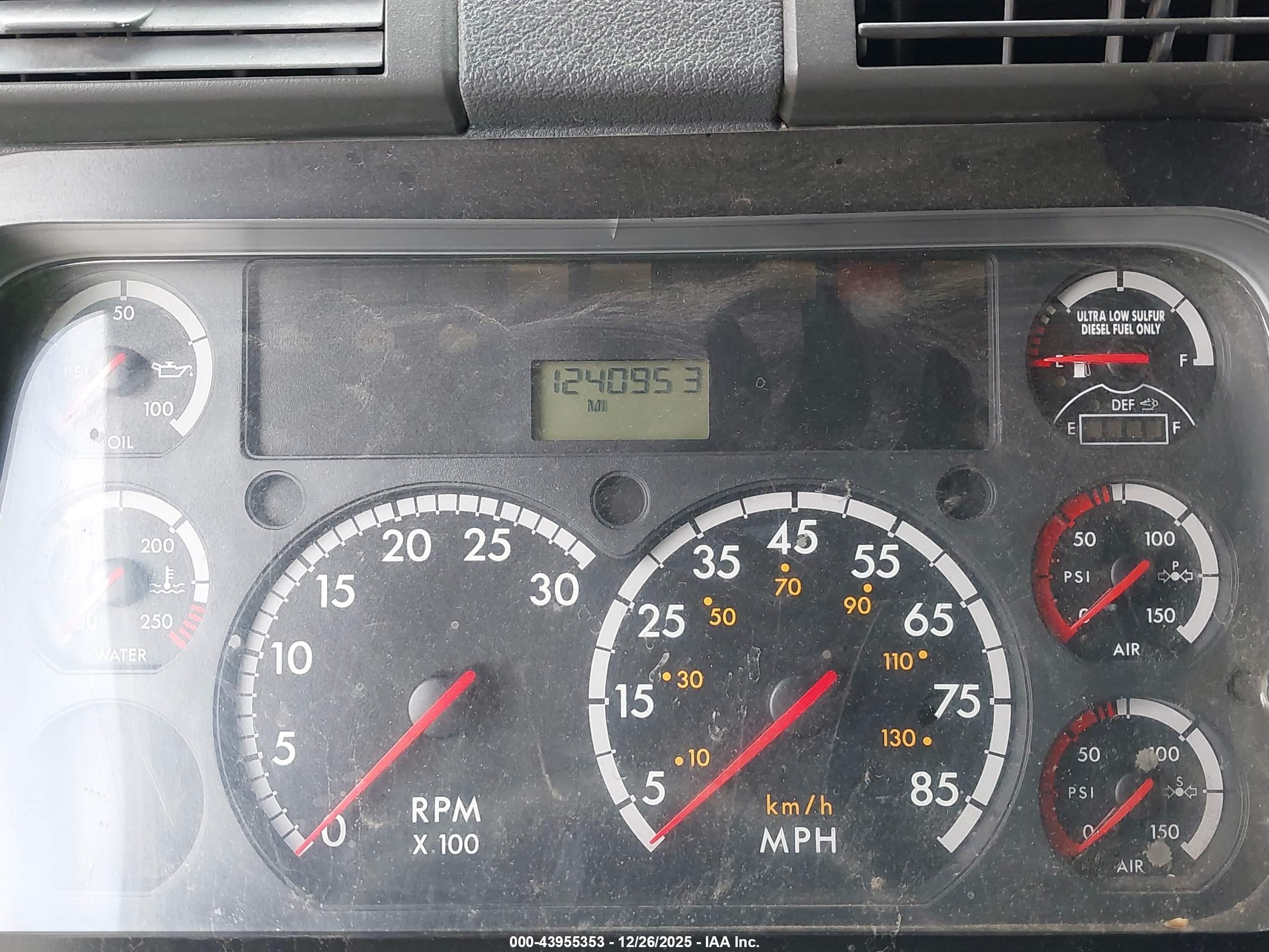 FREIGHTLINER CASCADIA image 6