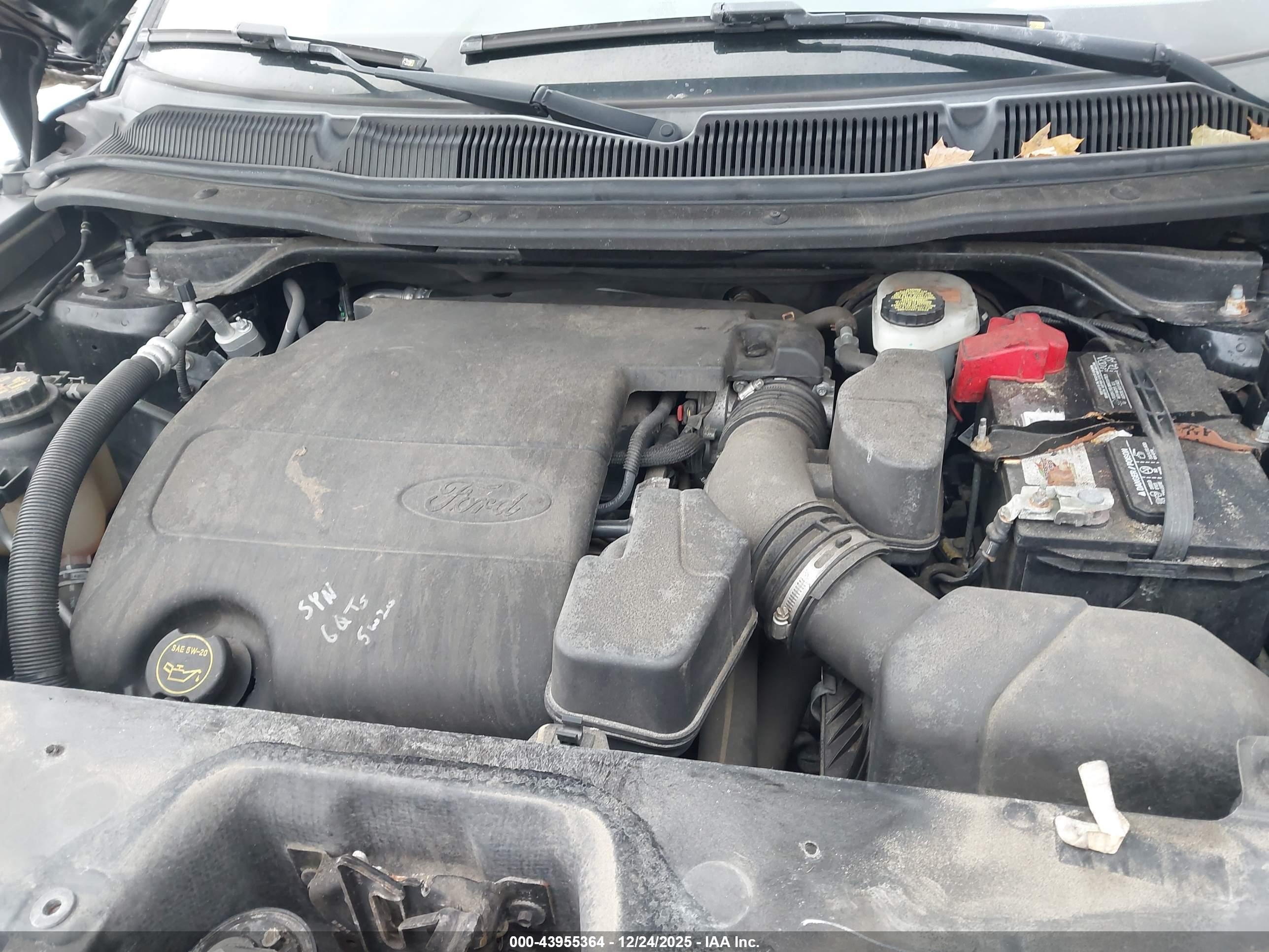 FORD EXPLORER image 10