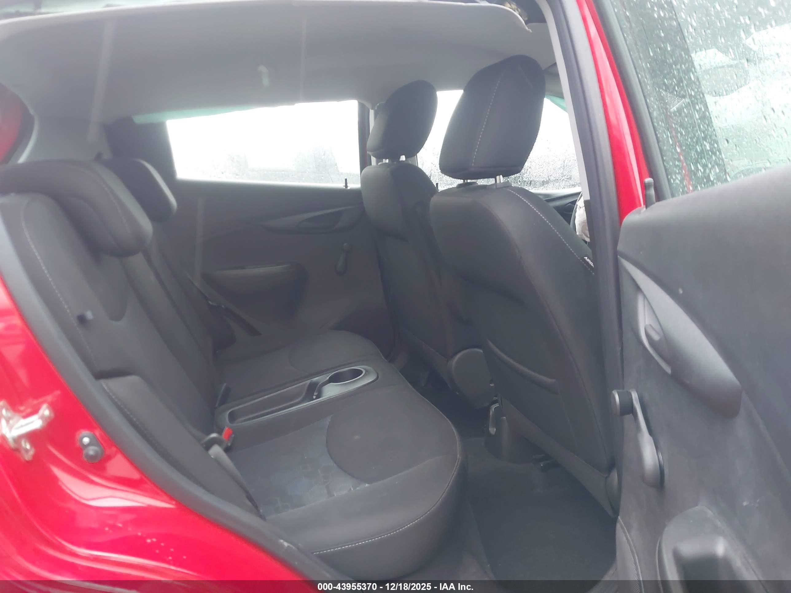 CHEVROLET SPARK image 8