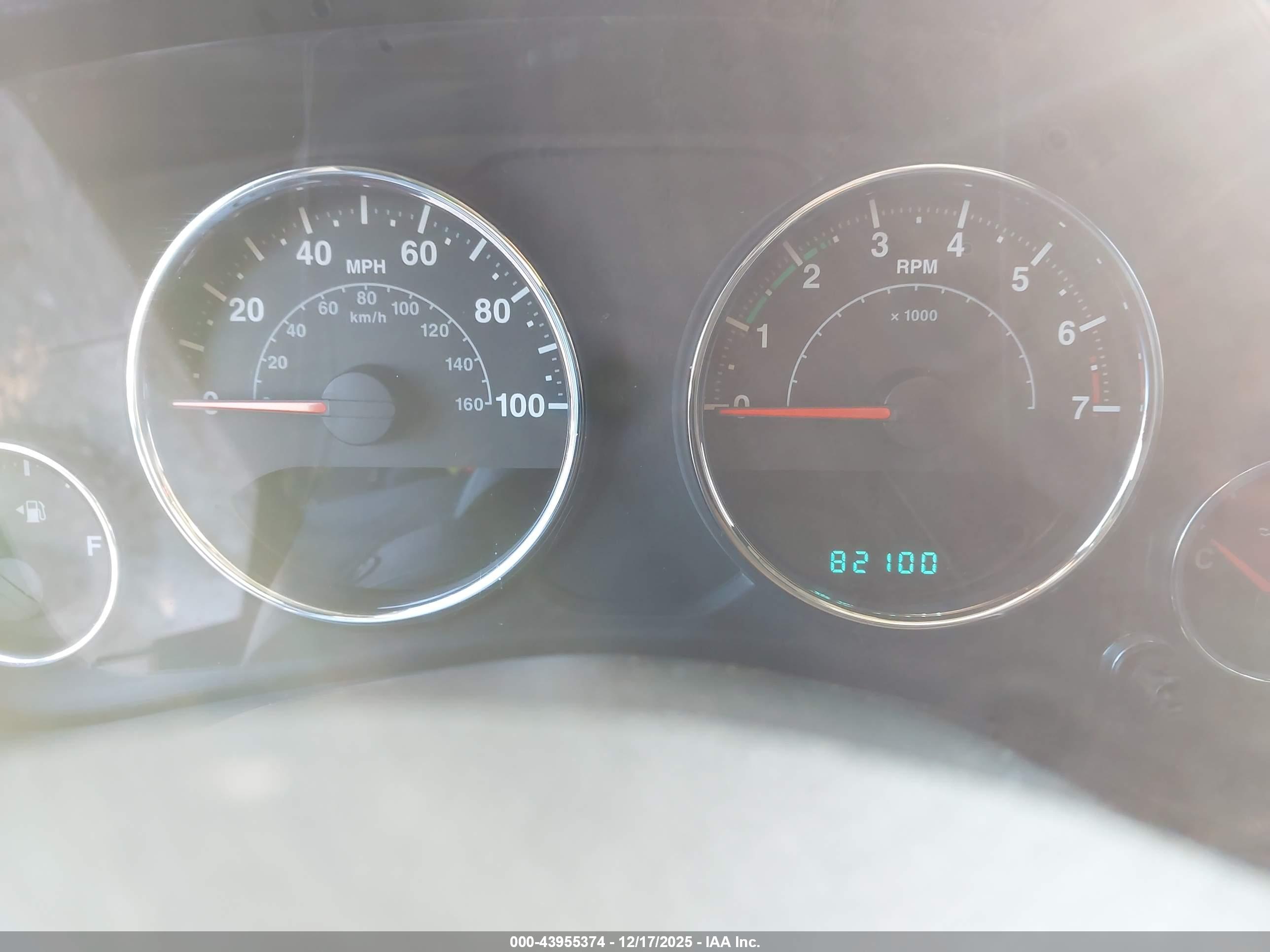 JEEP WRANGLER image 7