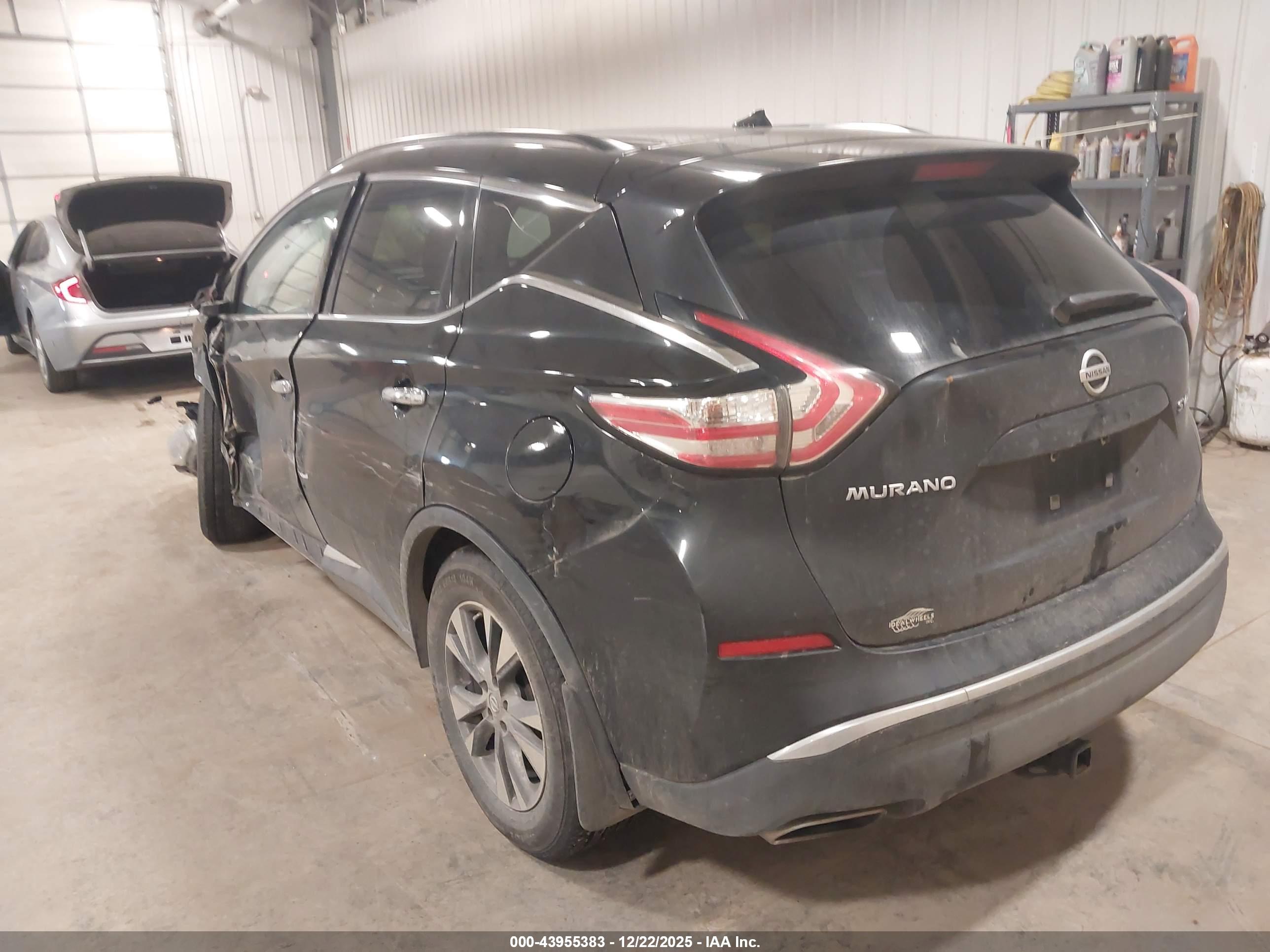 NISSAN MURANO image 3