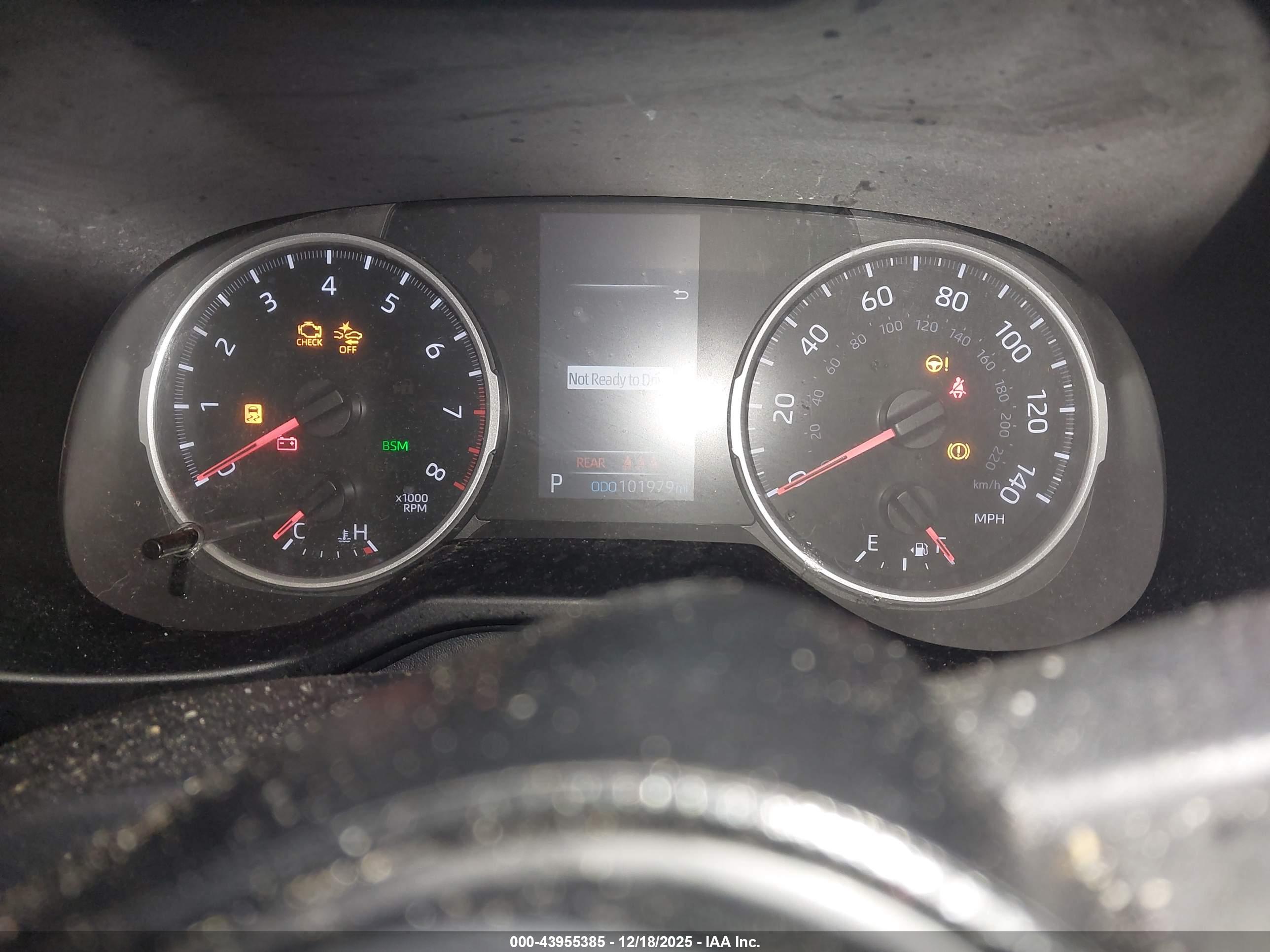 TOYOTA RAV4 image 7
