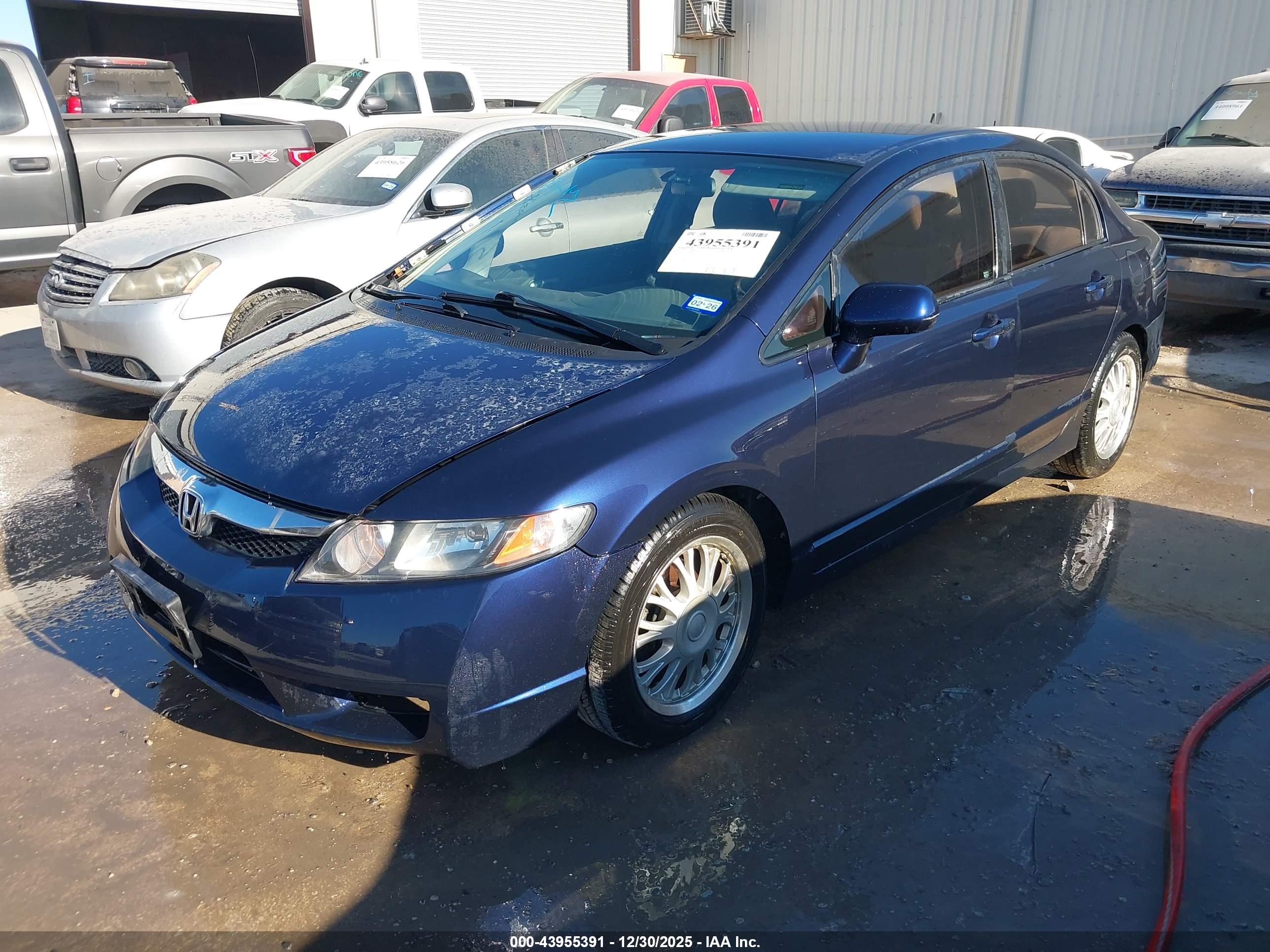 HONDA CIVIC image 2