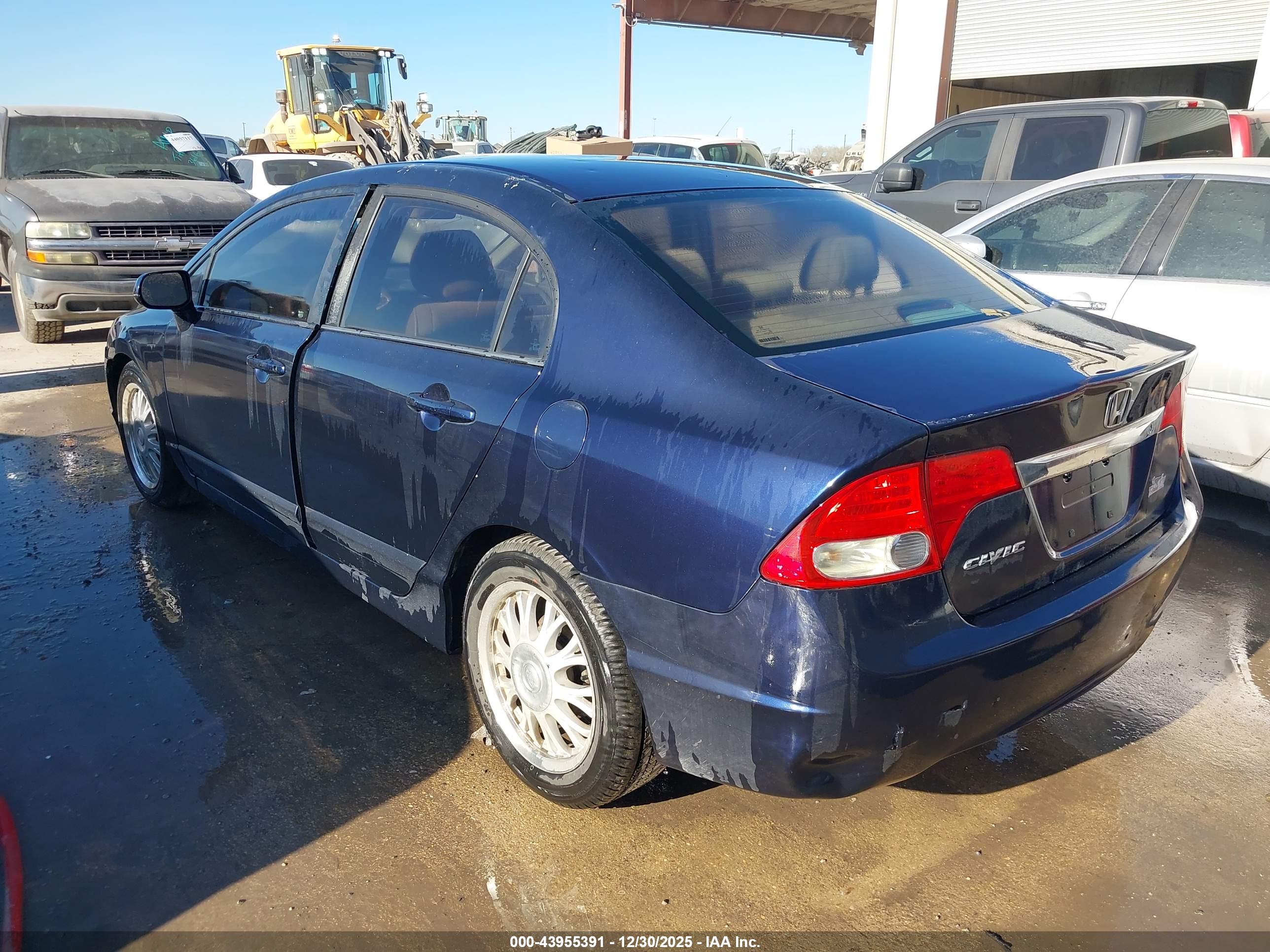 HONDA CIVIC image 3