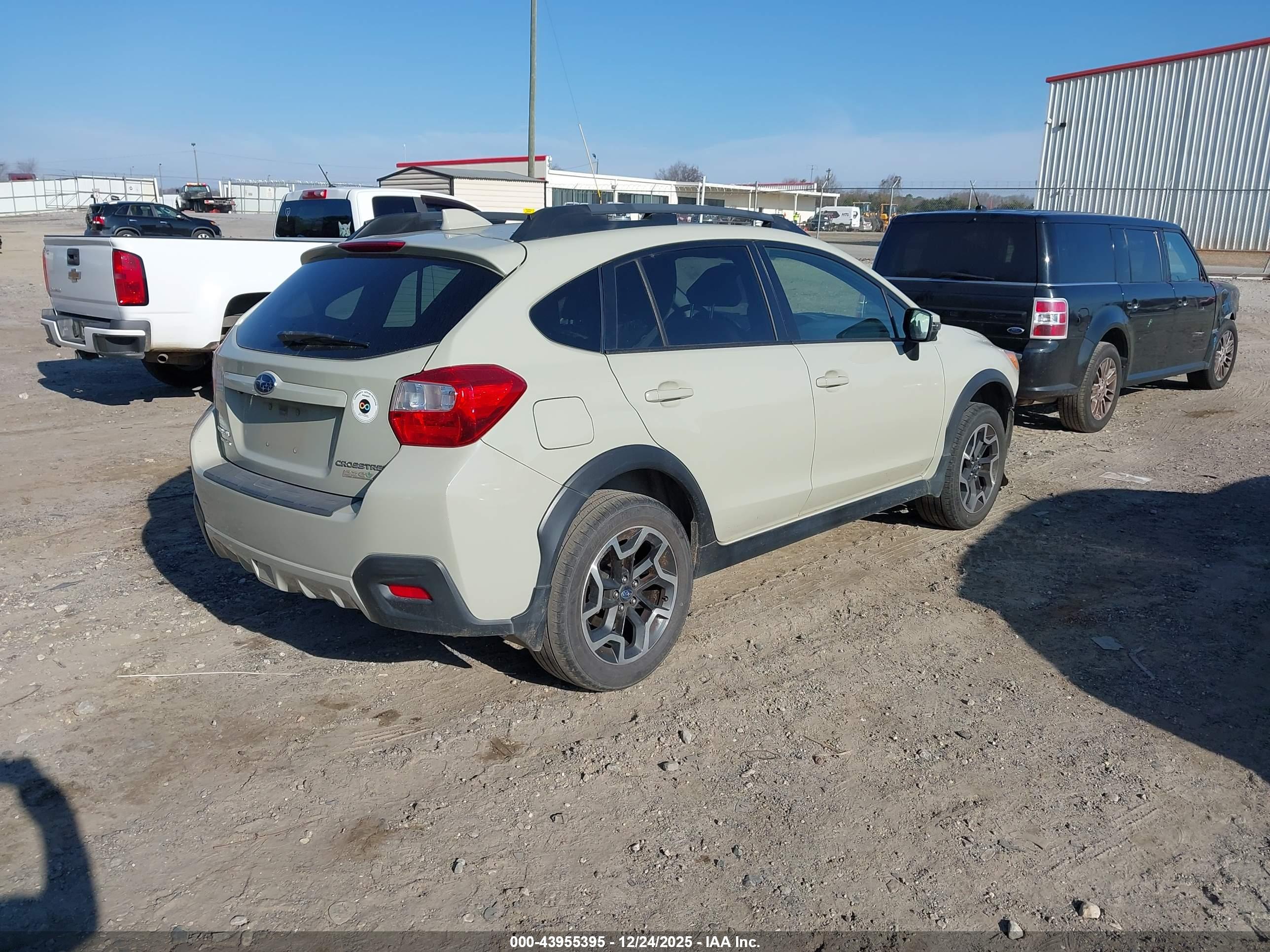 SUBARU CROSSTREK image 4