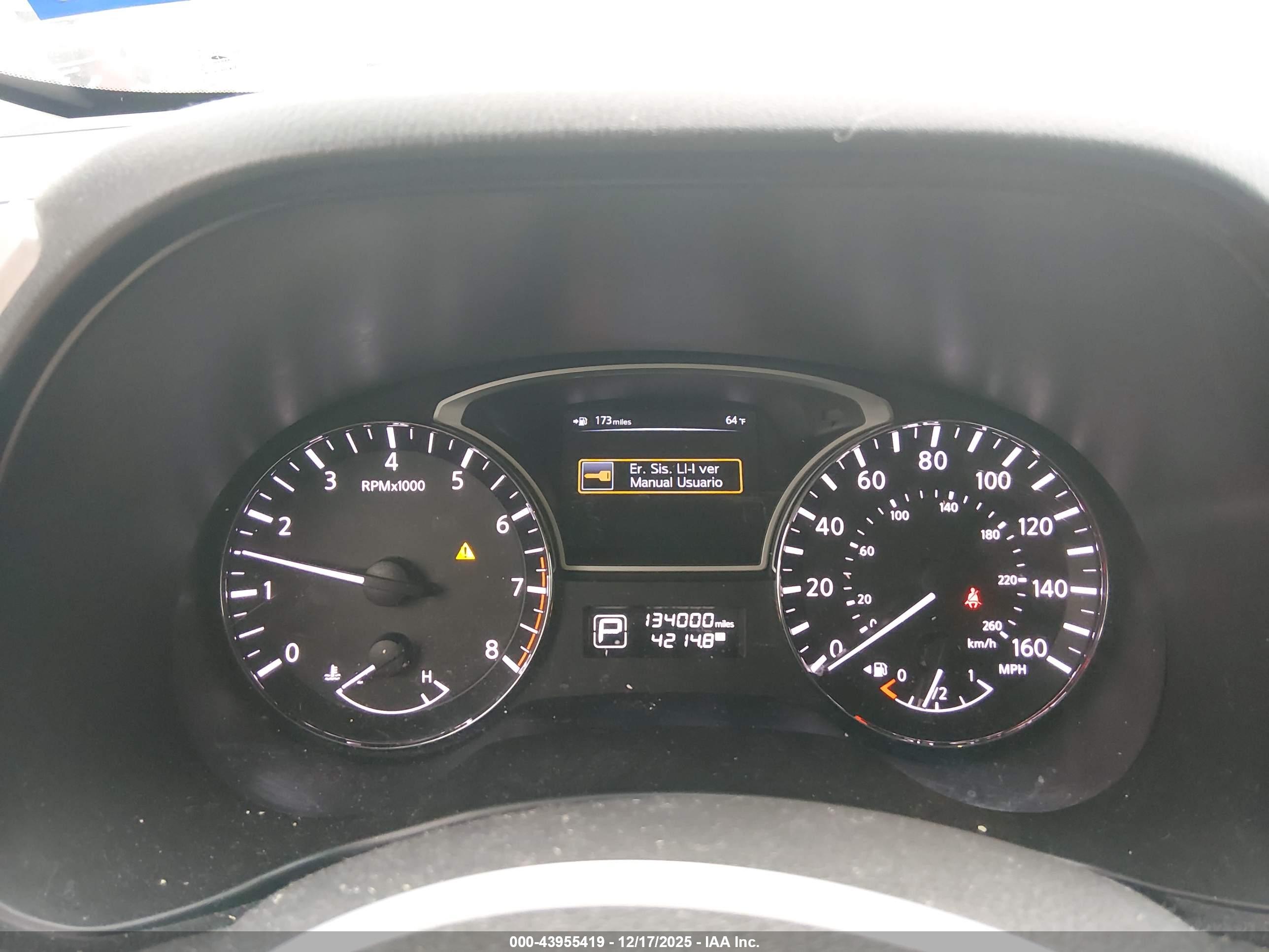 NISSAN PATHFINDER image 7