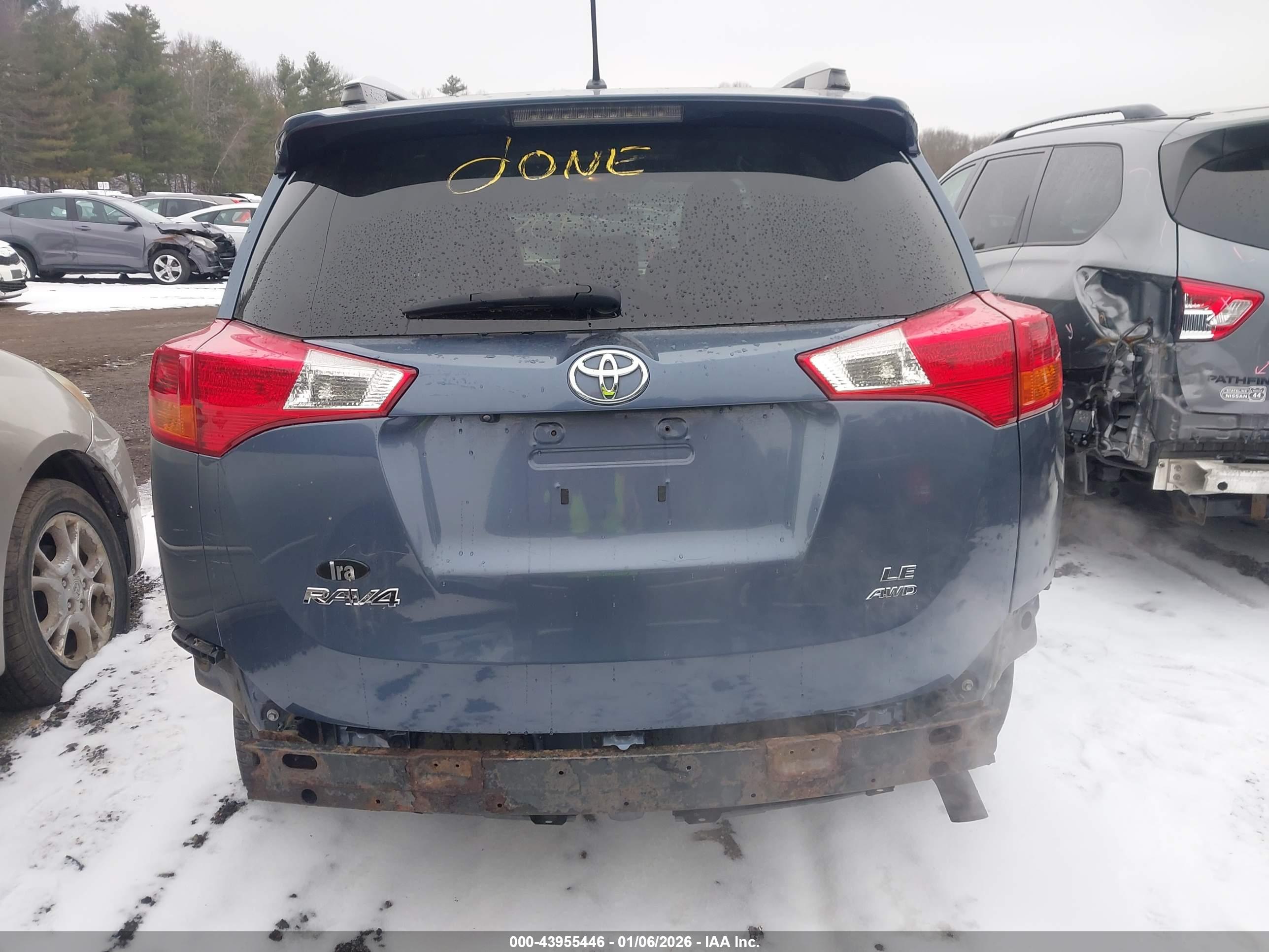 TOYOTA RAV4 image 6