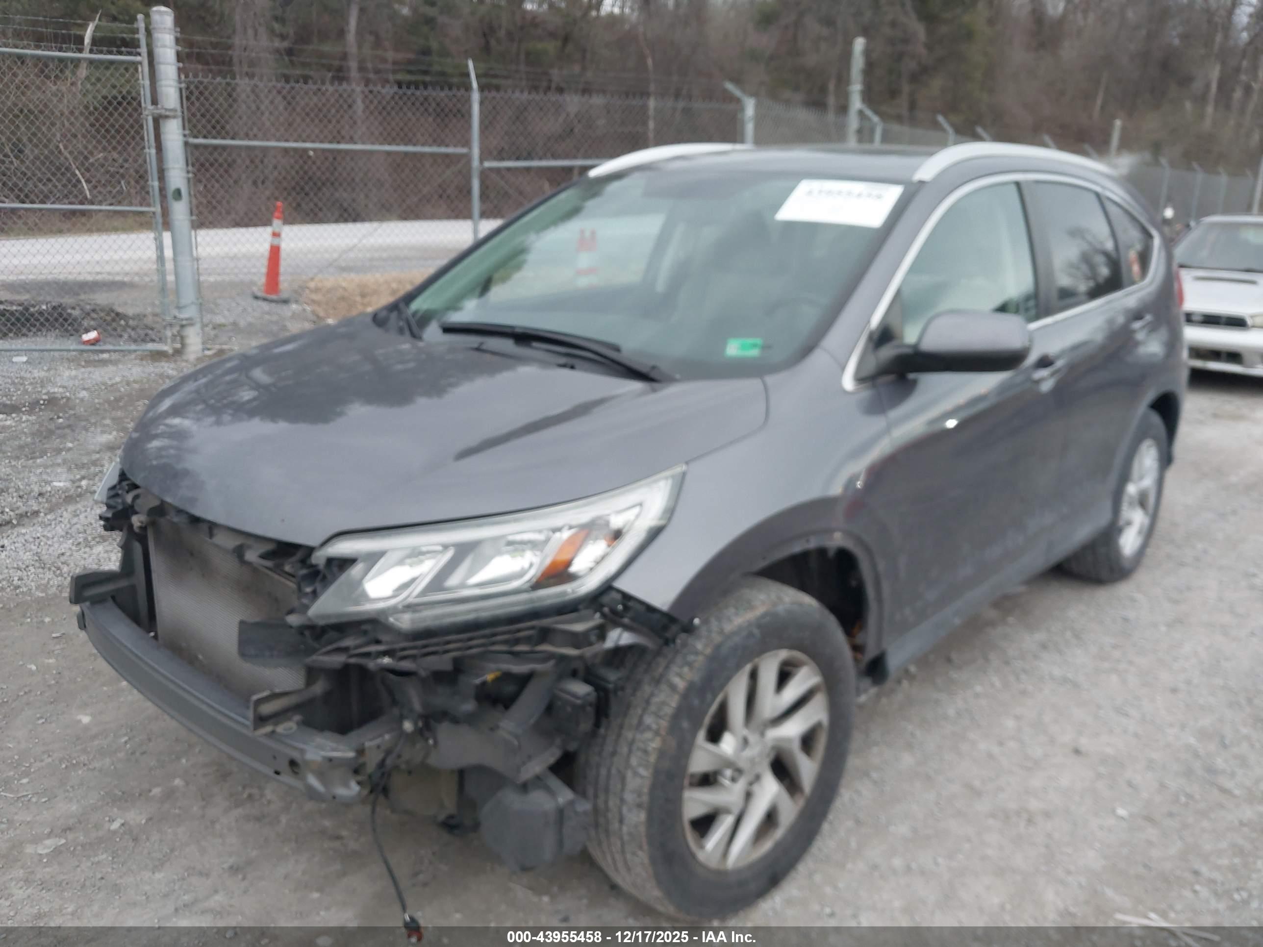 HONDA CR-V image 2