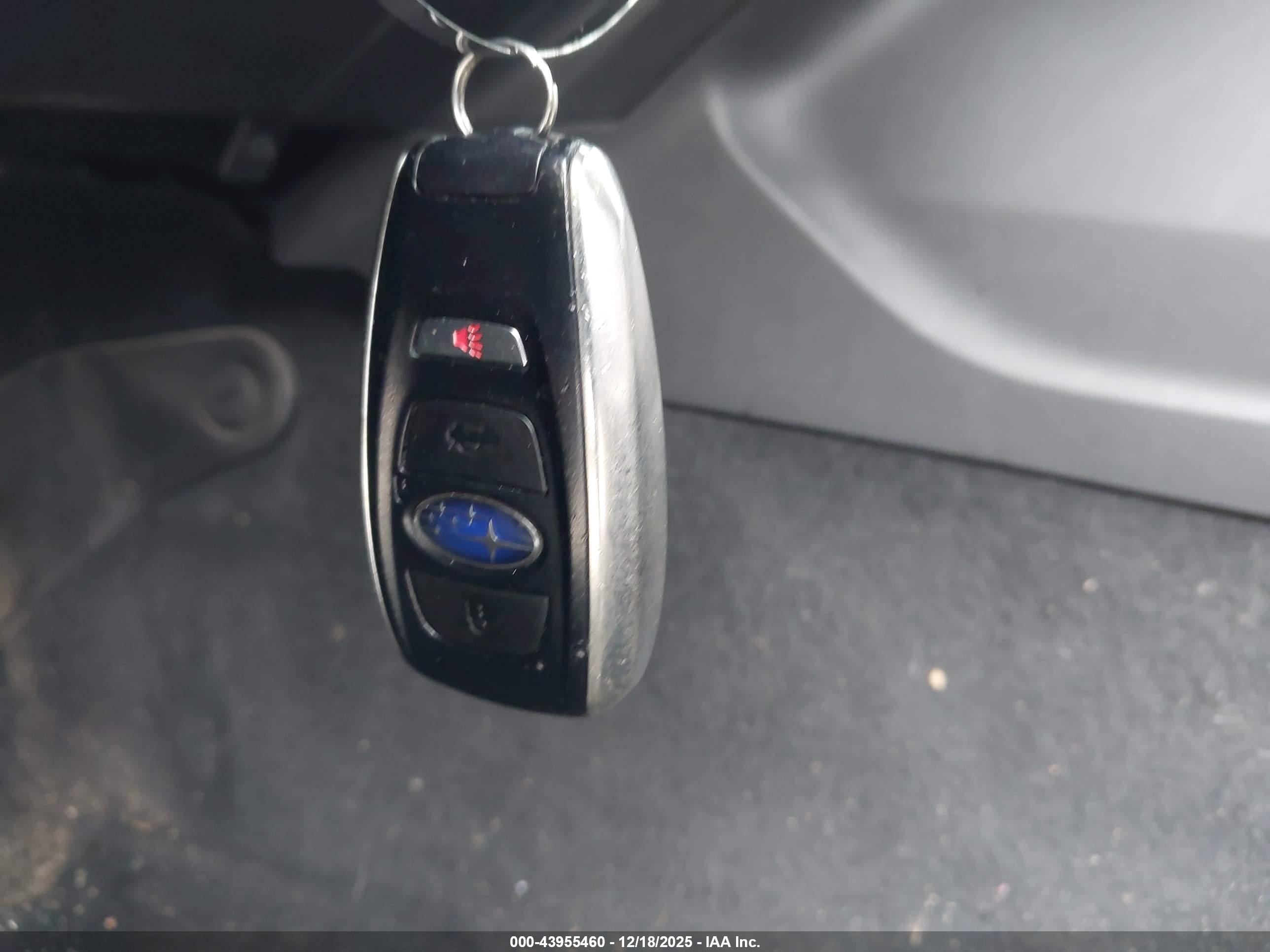 SUBARU OUTBACK image 11