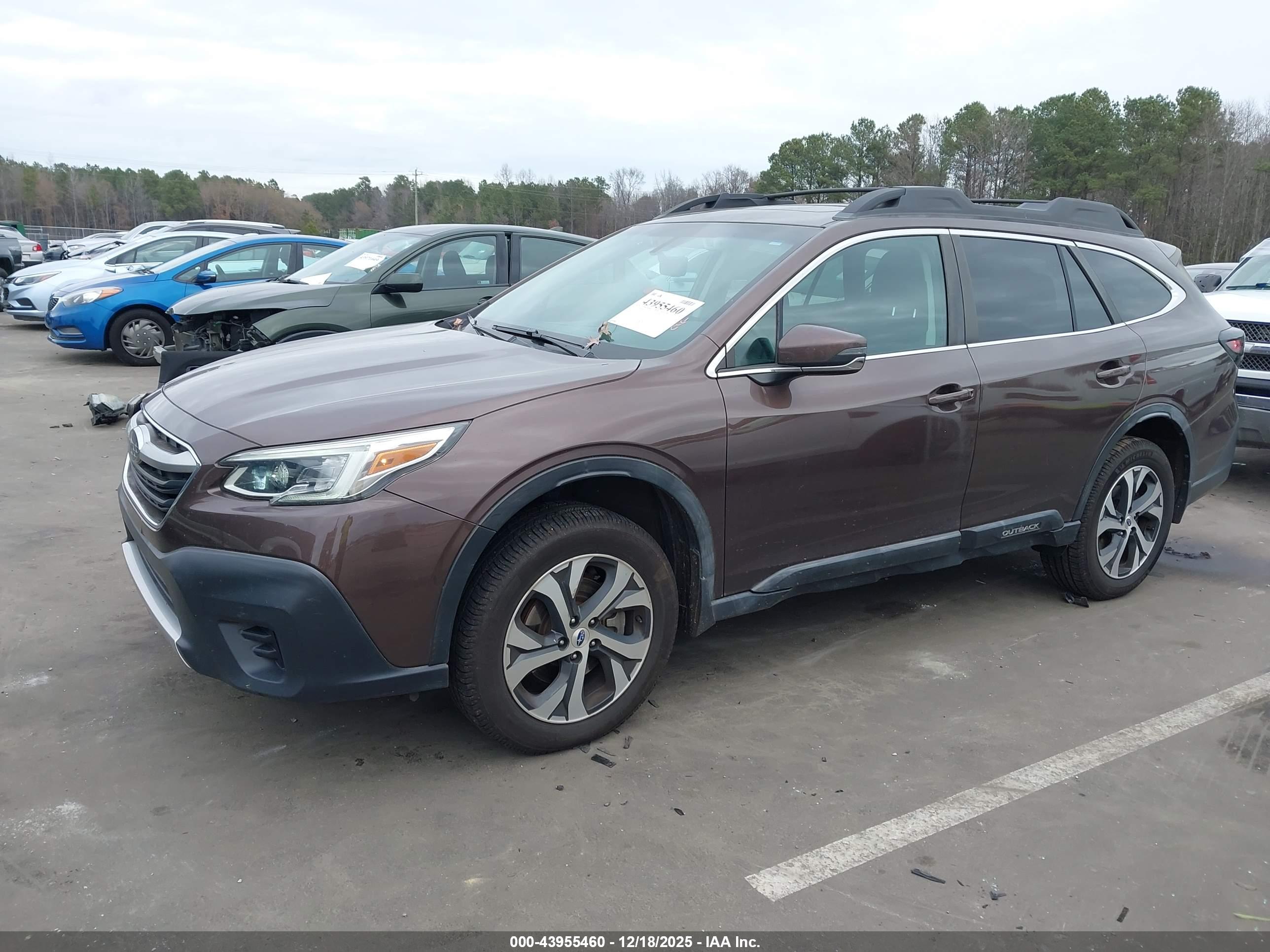 SUBARU OUTBACK image 2