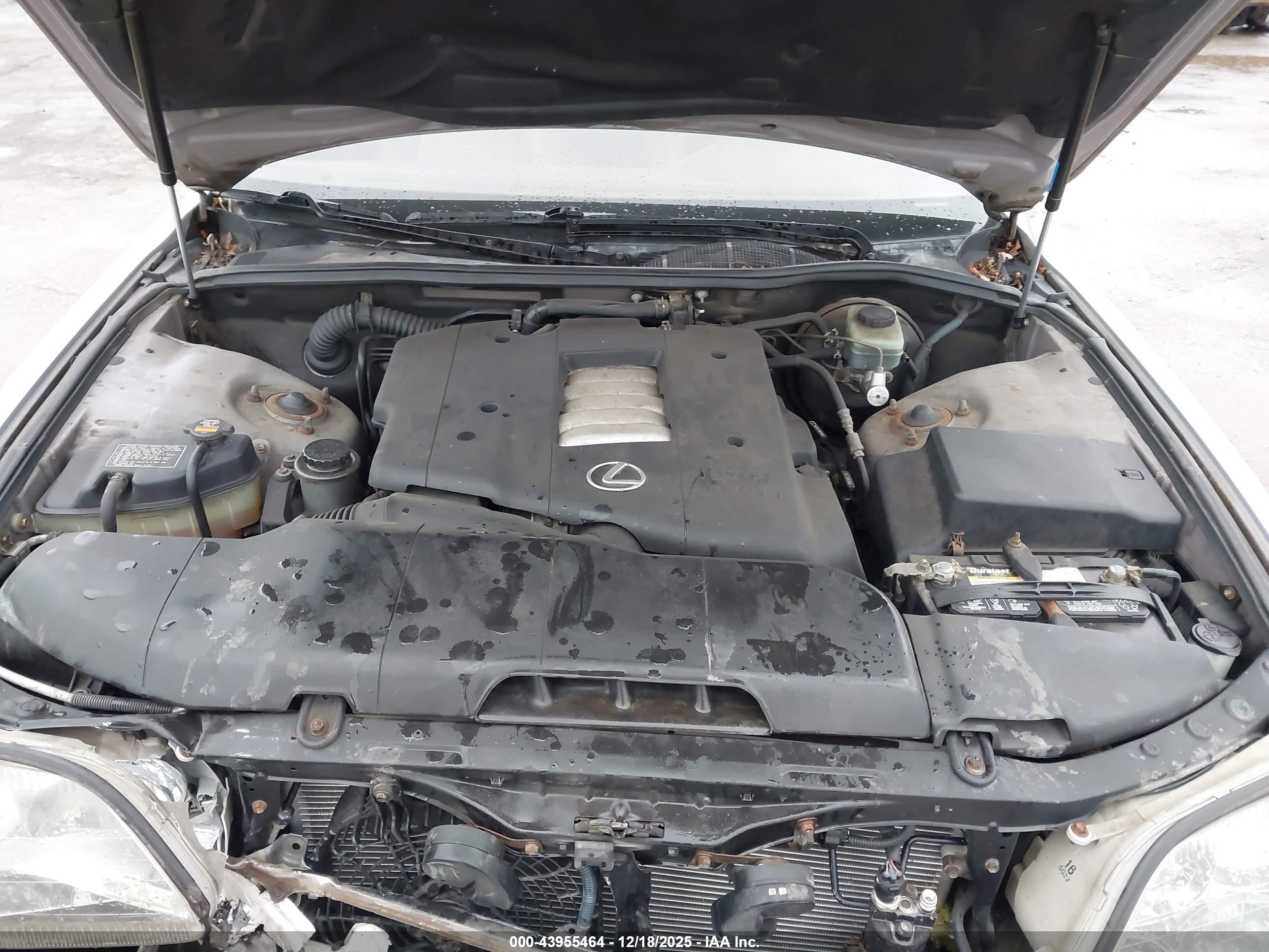 LEXUS LS image 10