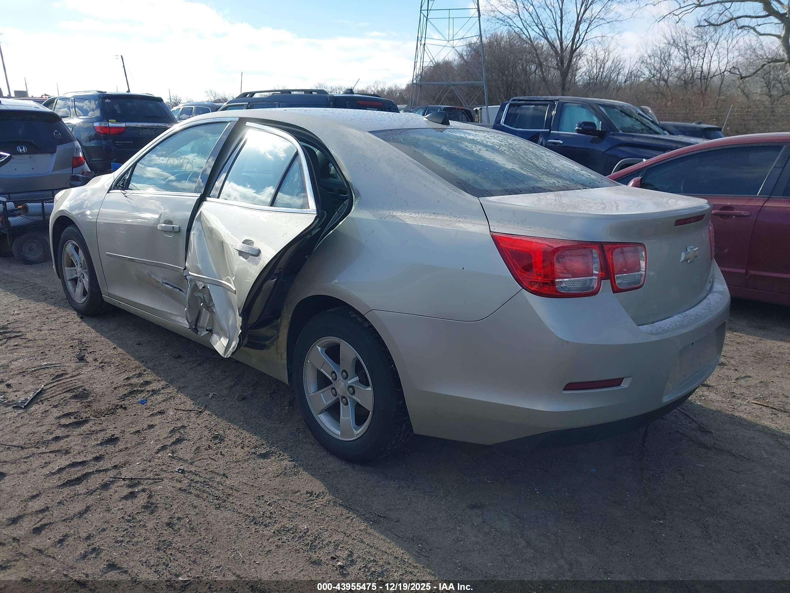 CHEVROLET MALIBU image 3