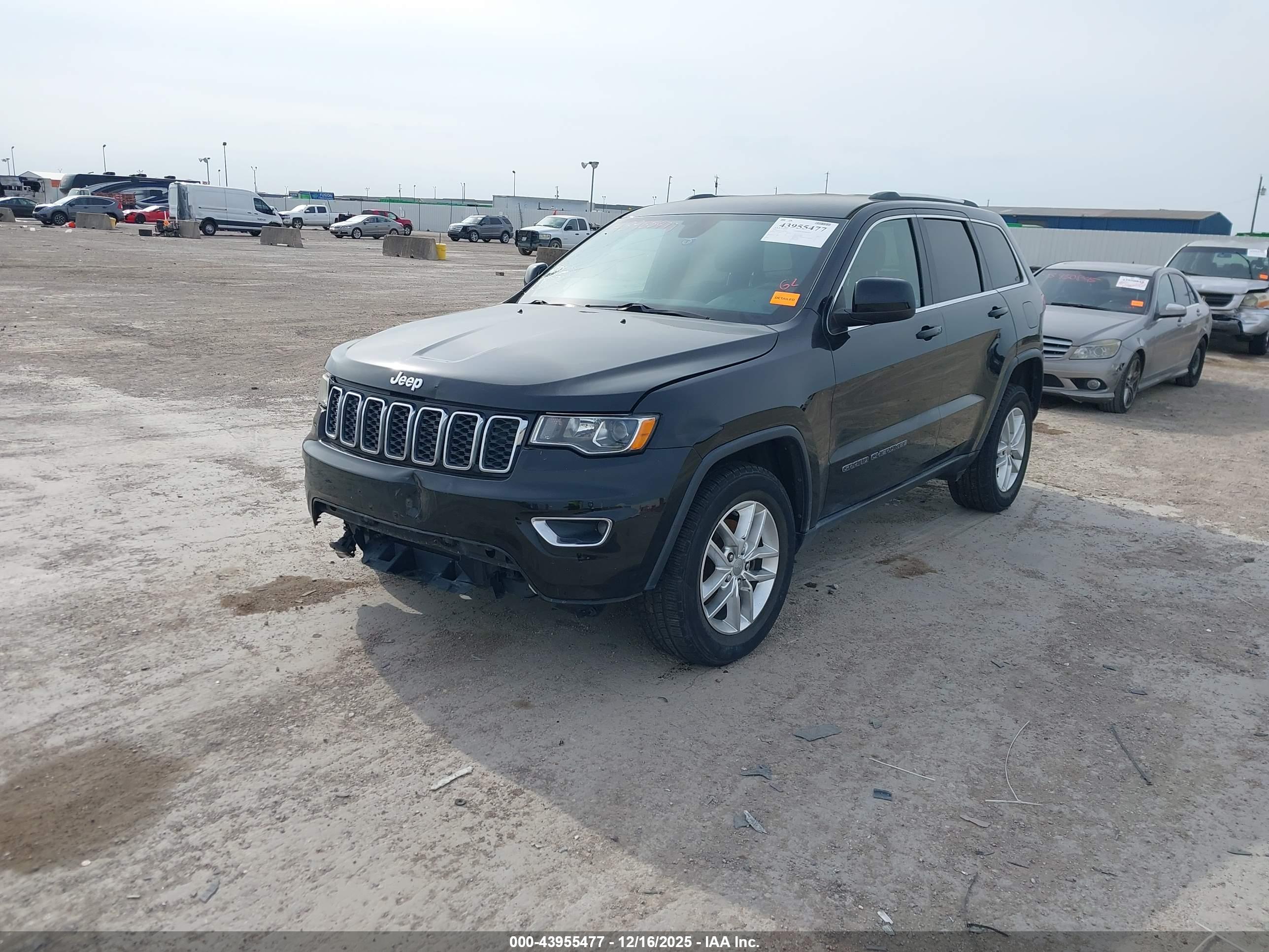 JEEP GRAND image 2