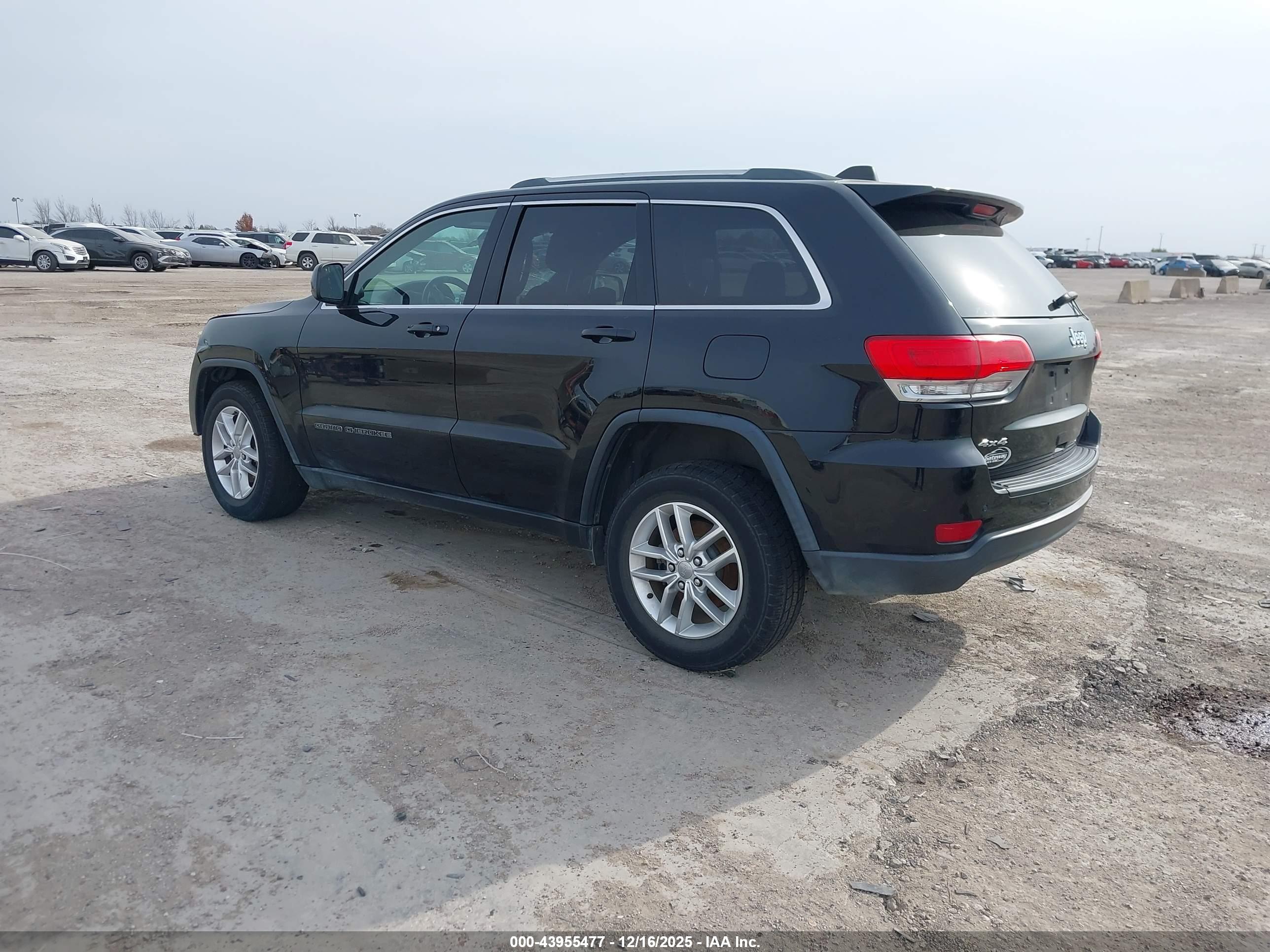 JEEP GRAND image 3