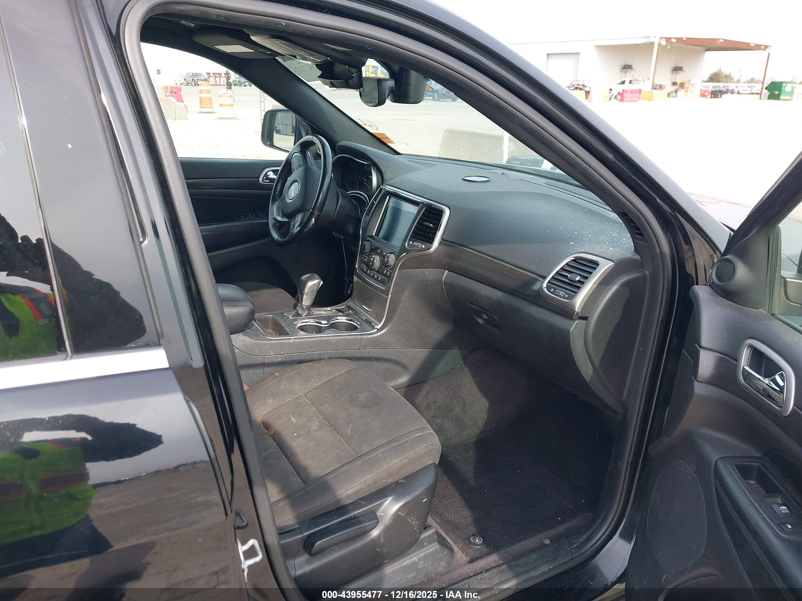 JEEP GRAND image 5