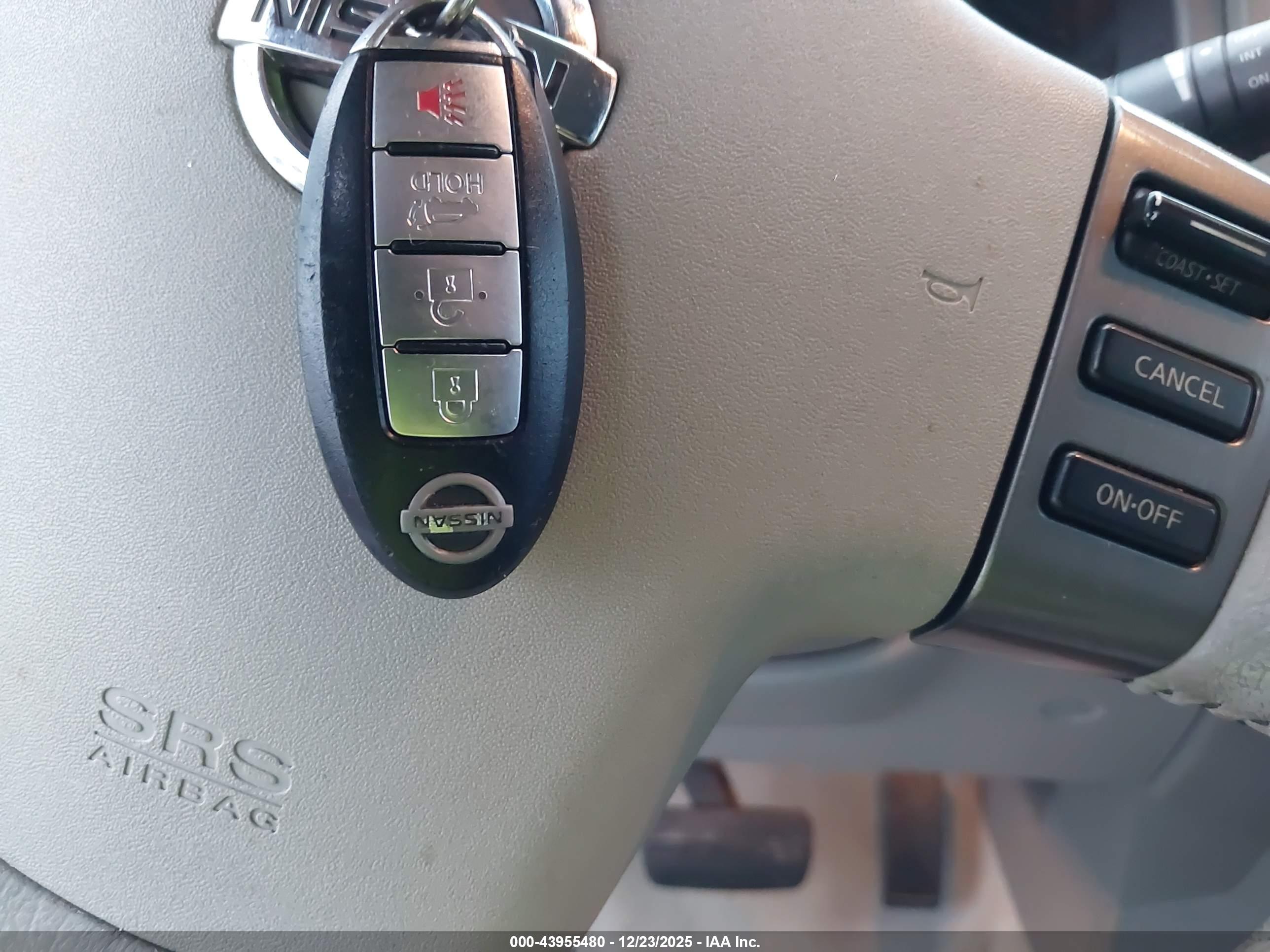 NISSAN ARMADA image 11