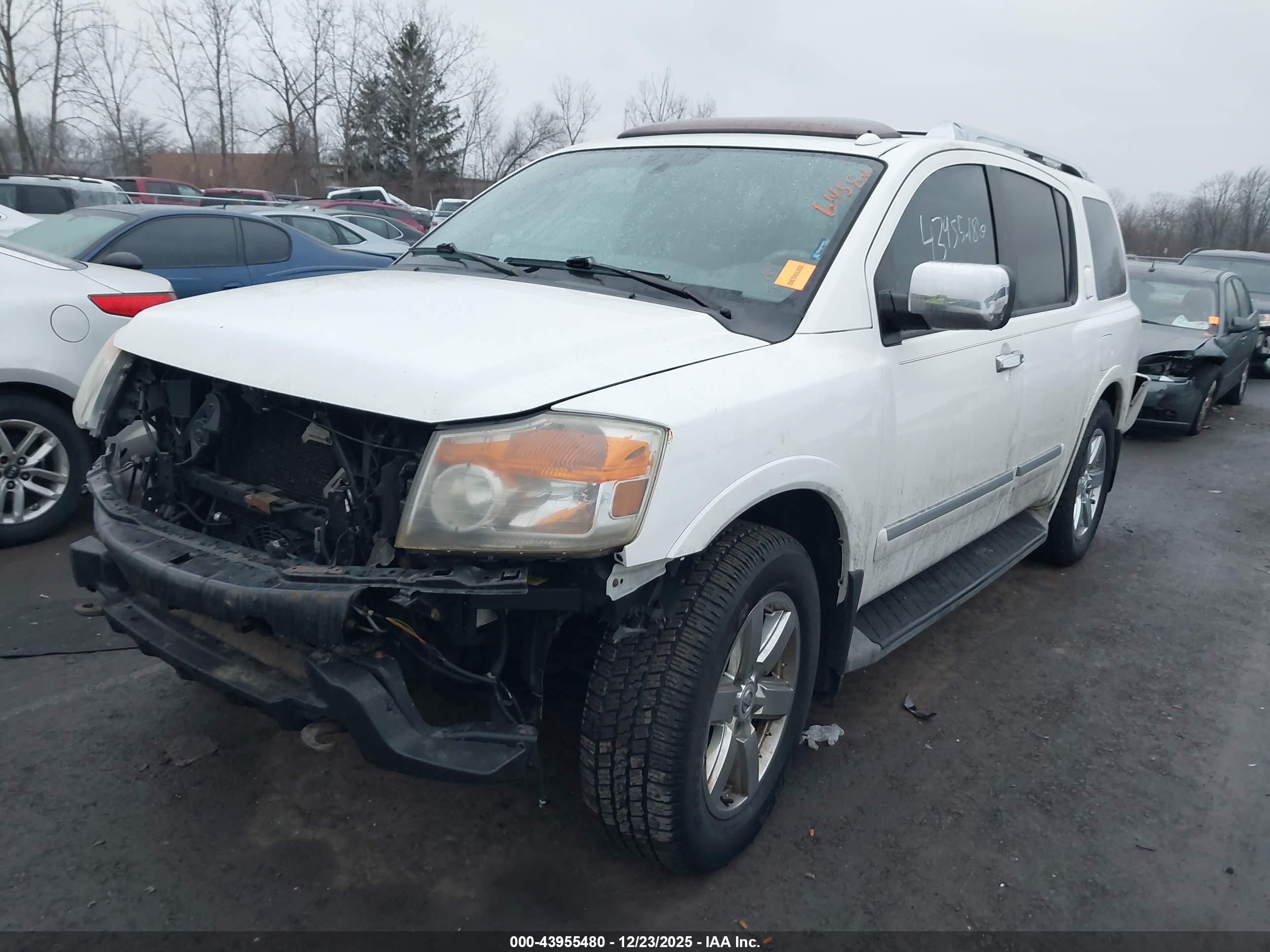 NISSAN ARMADA image 2