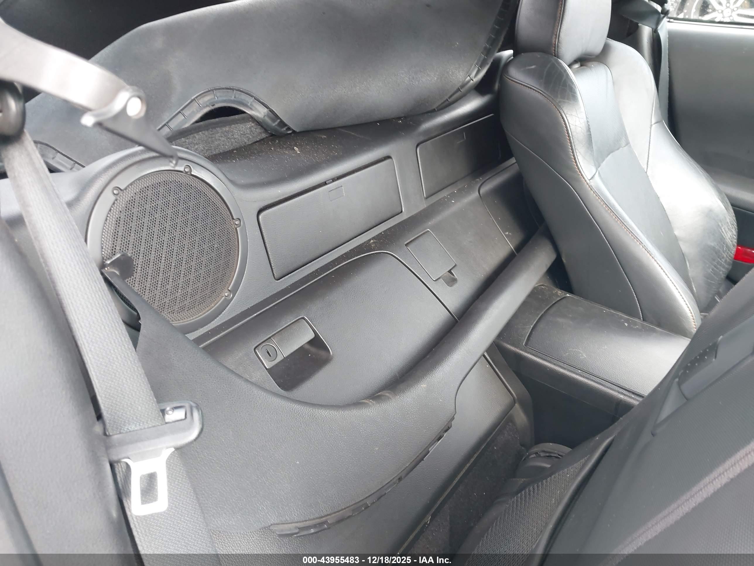 NISSAN 350Z image 8
