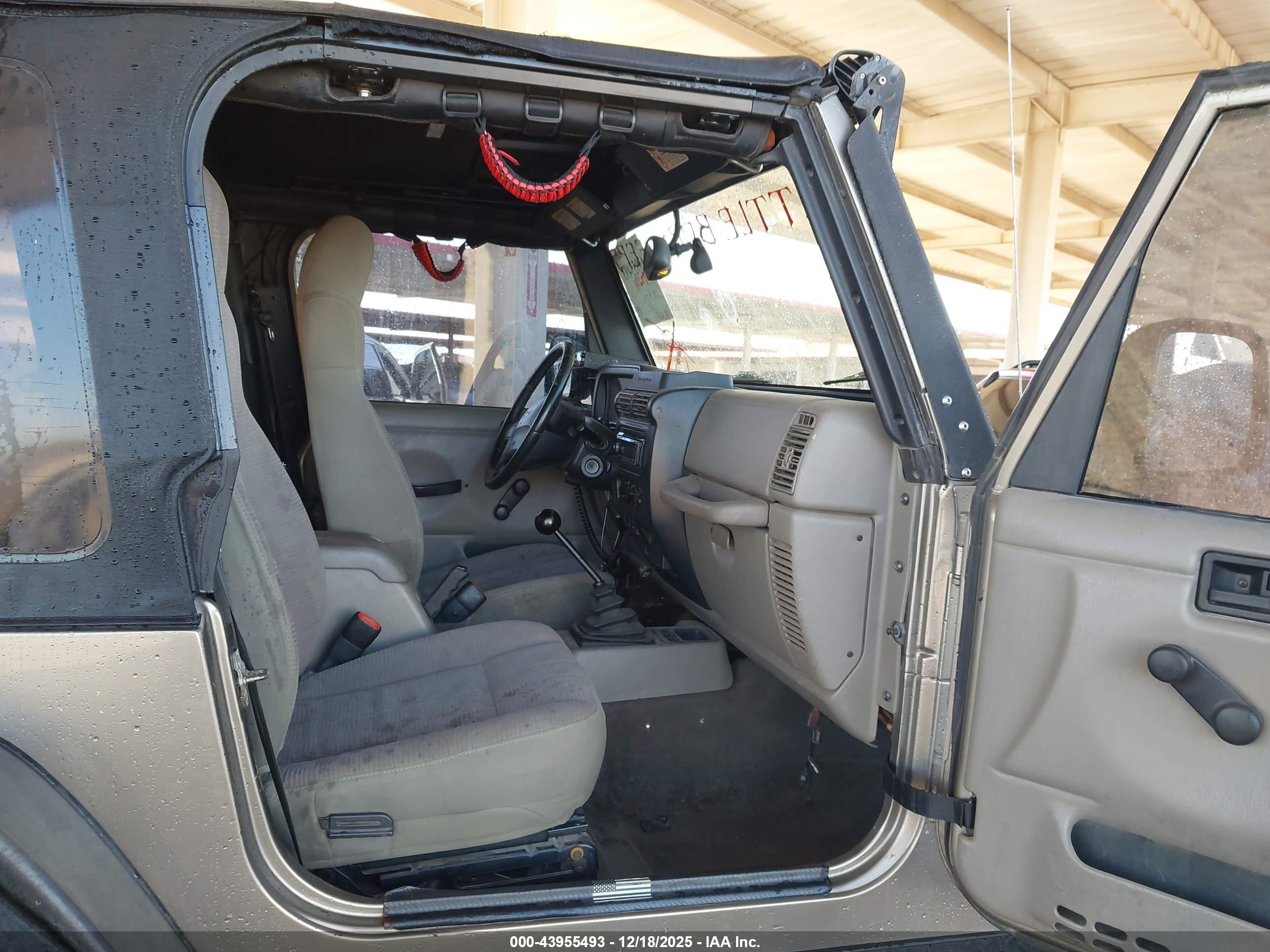 JEEP WRANGLER image 5