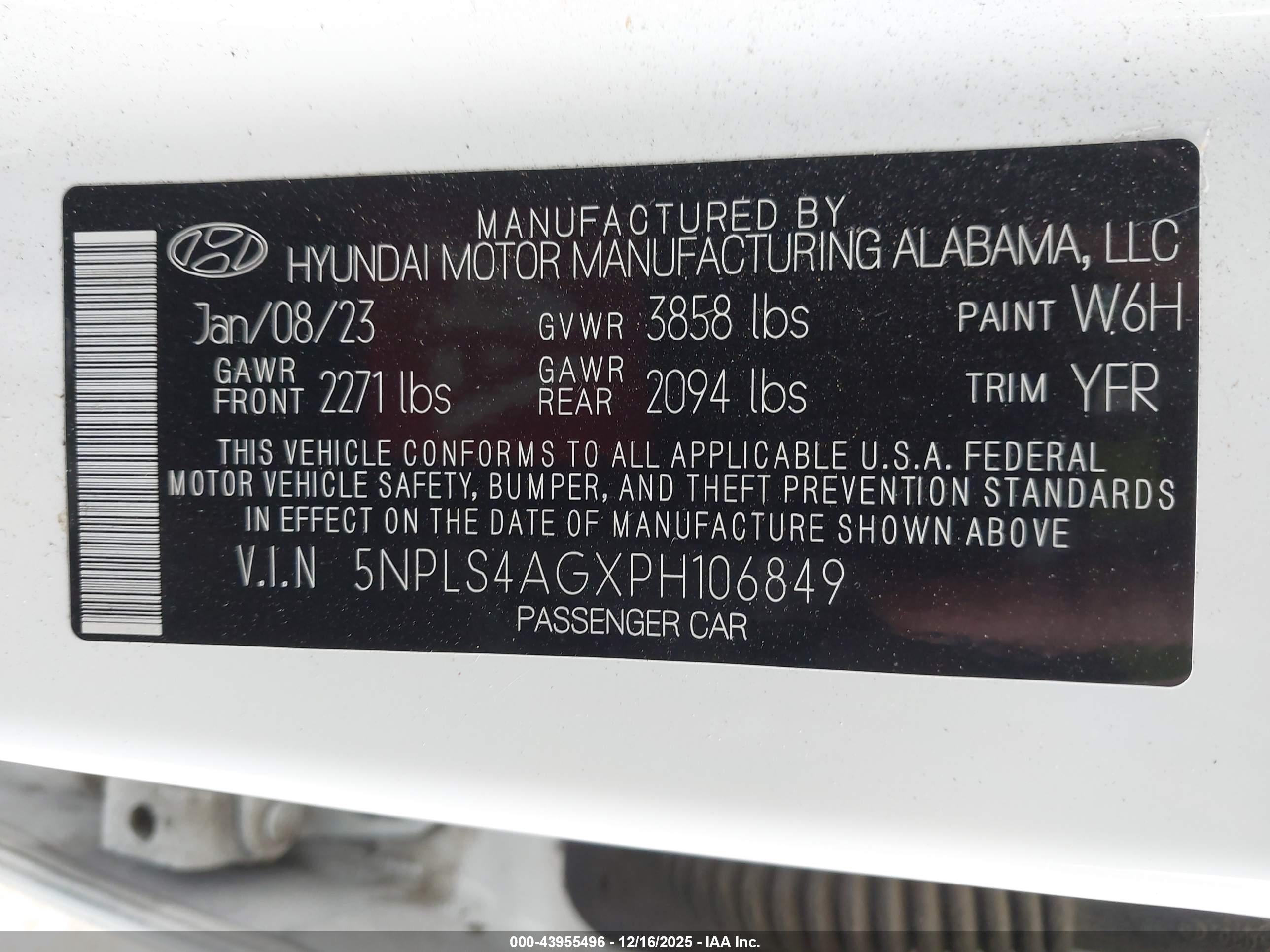 HYUNDAI ELANTRA image 9