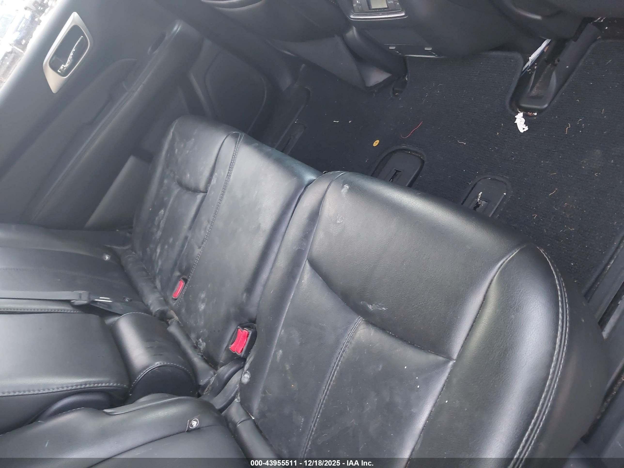 NISSAN PATHFINDER image 8