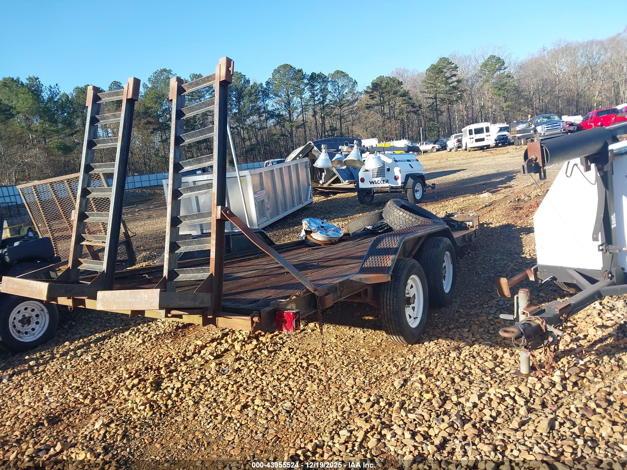 SUPERIOR FLATBED image 4