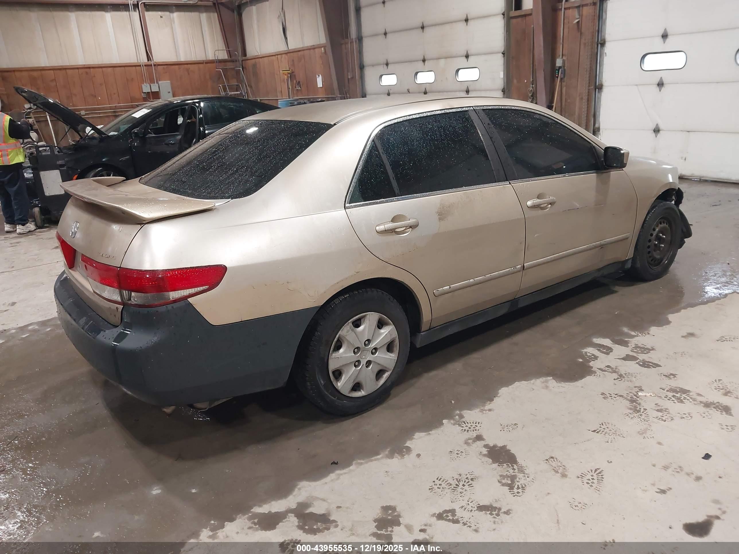 HONDA ACCORD image 4