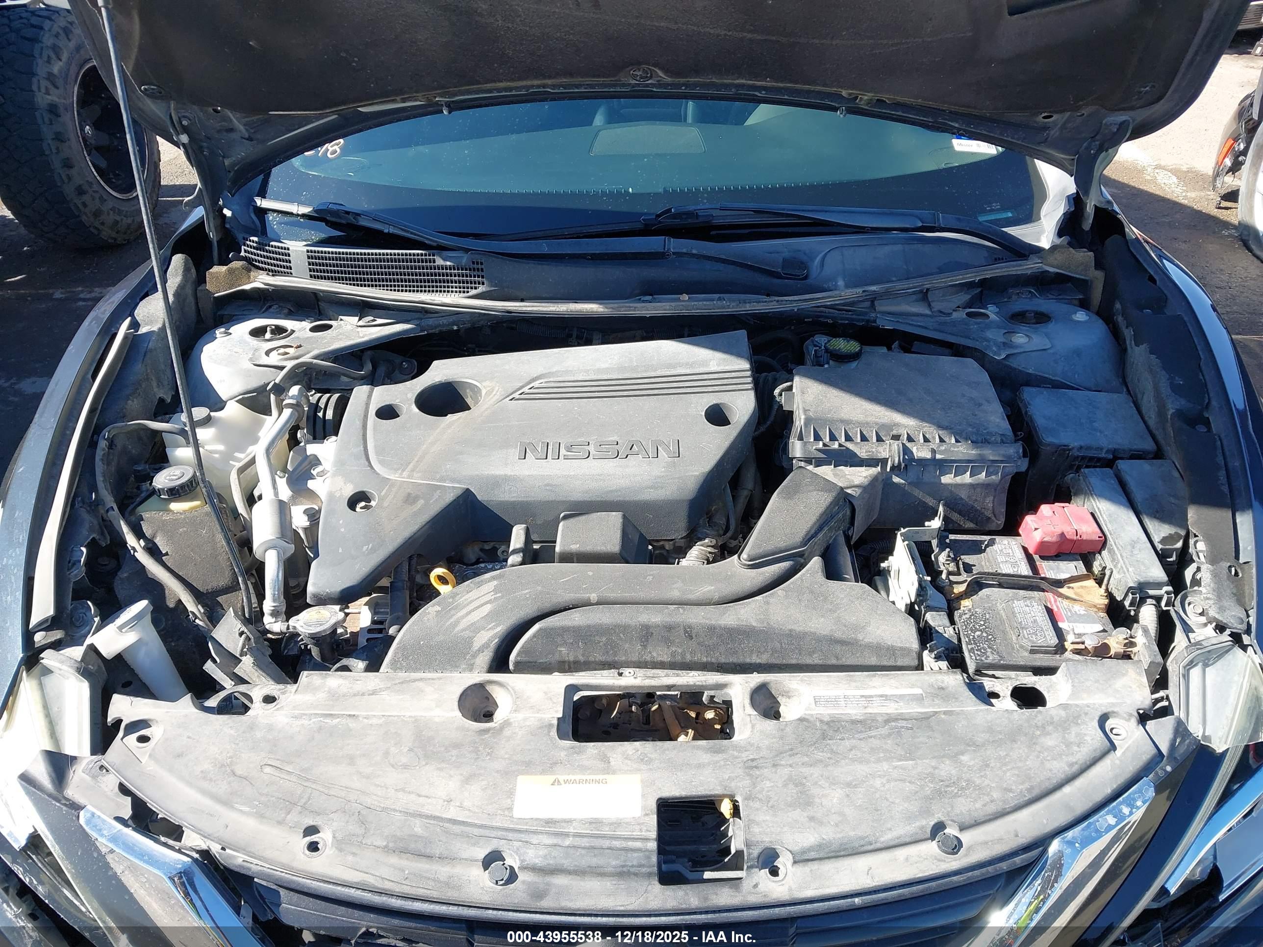 NISSAN ALTIMA image 10