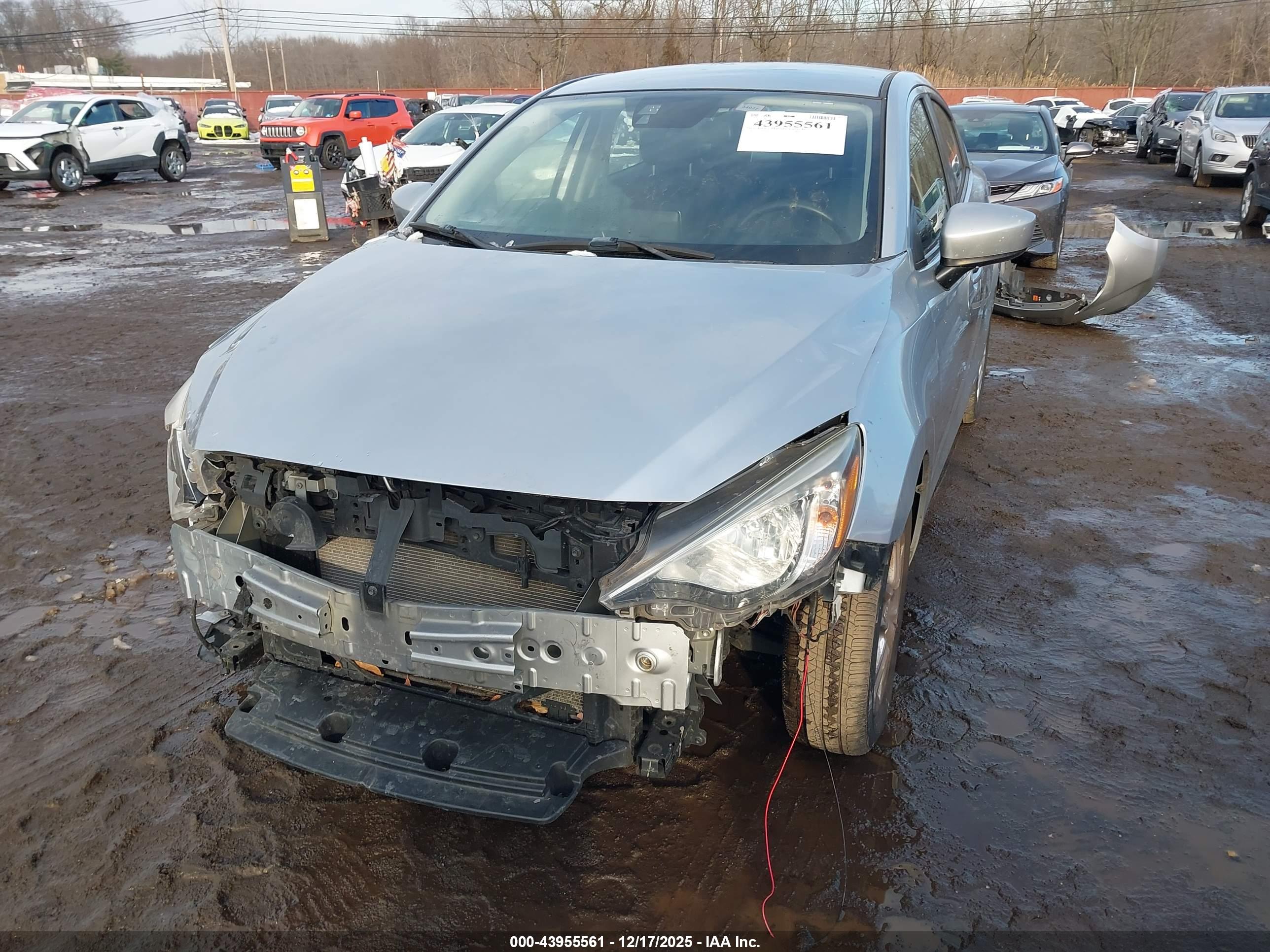 TOYOTA YARIS image 6