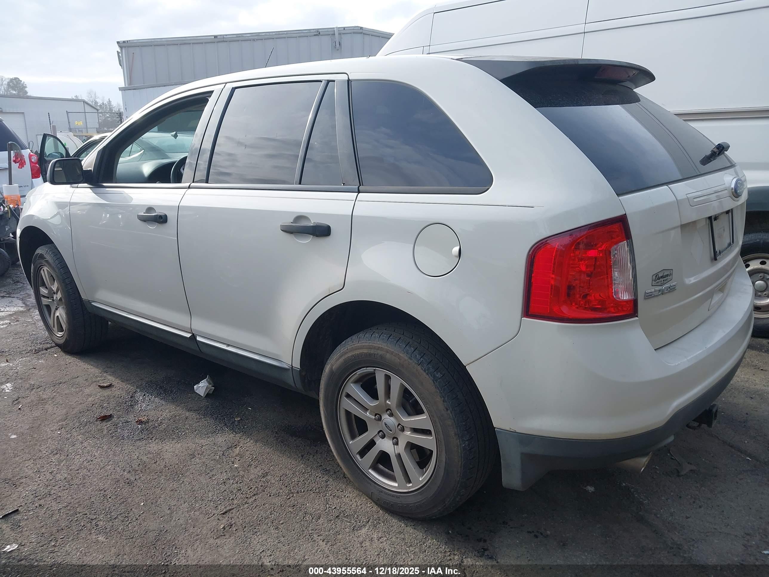 FORD EDGE image 3