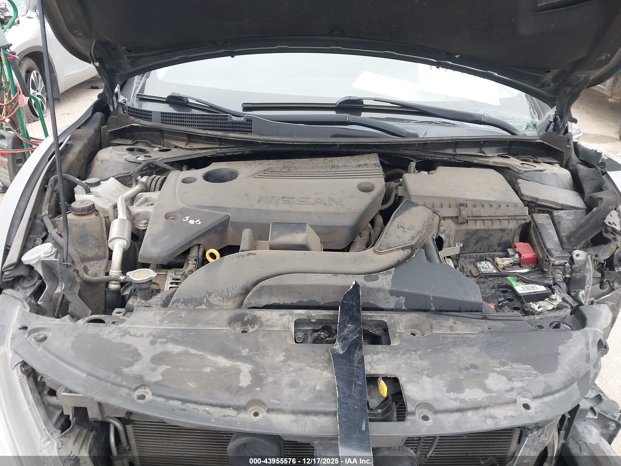 NISSAN ALTIMA image 10