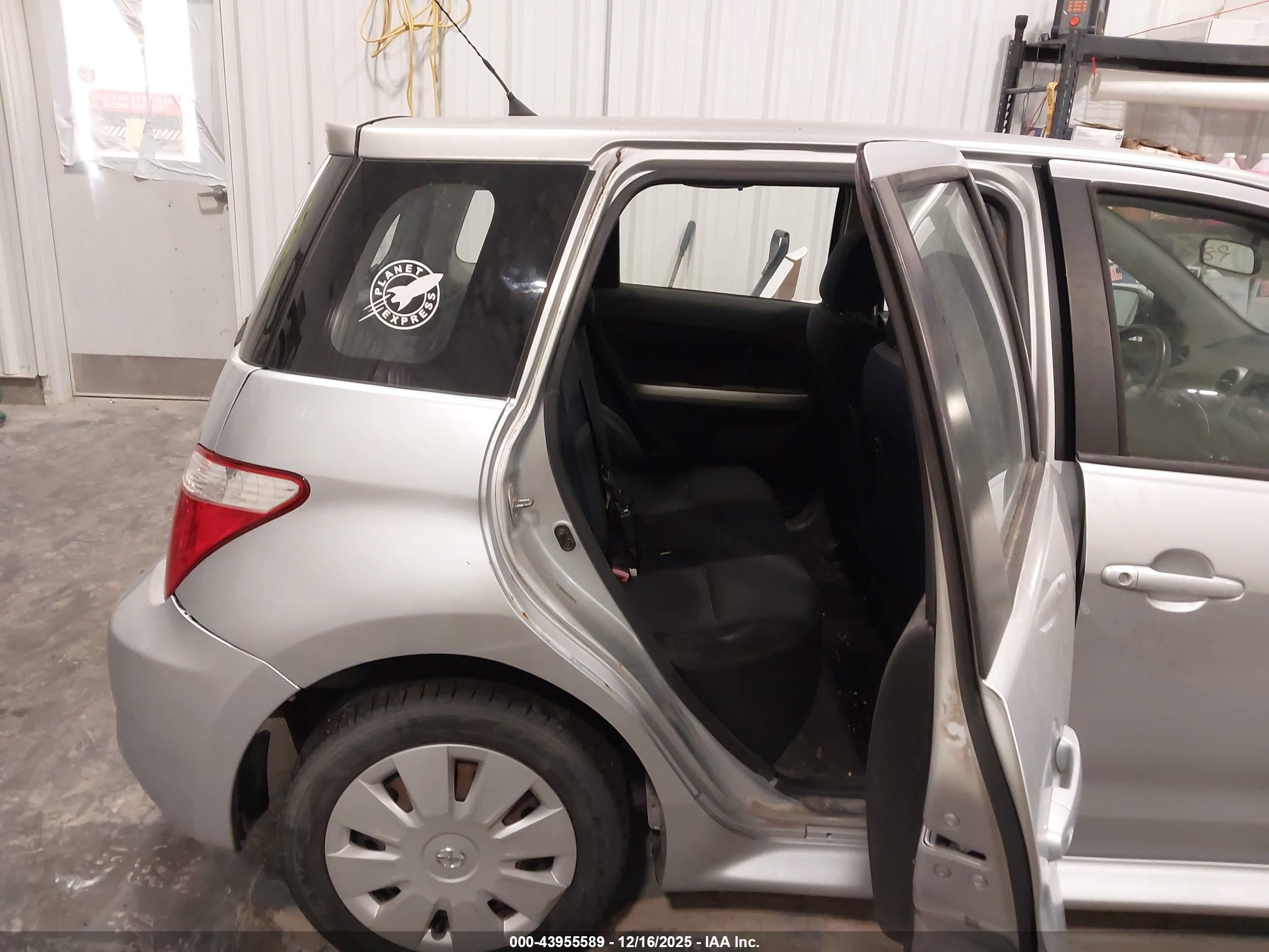 SCION XA image 8
