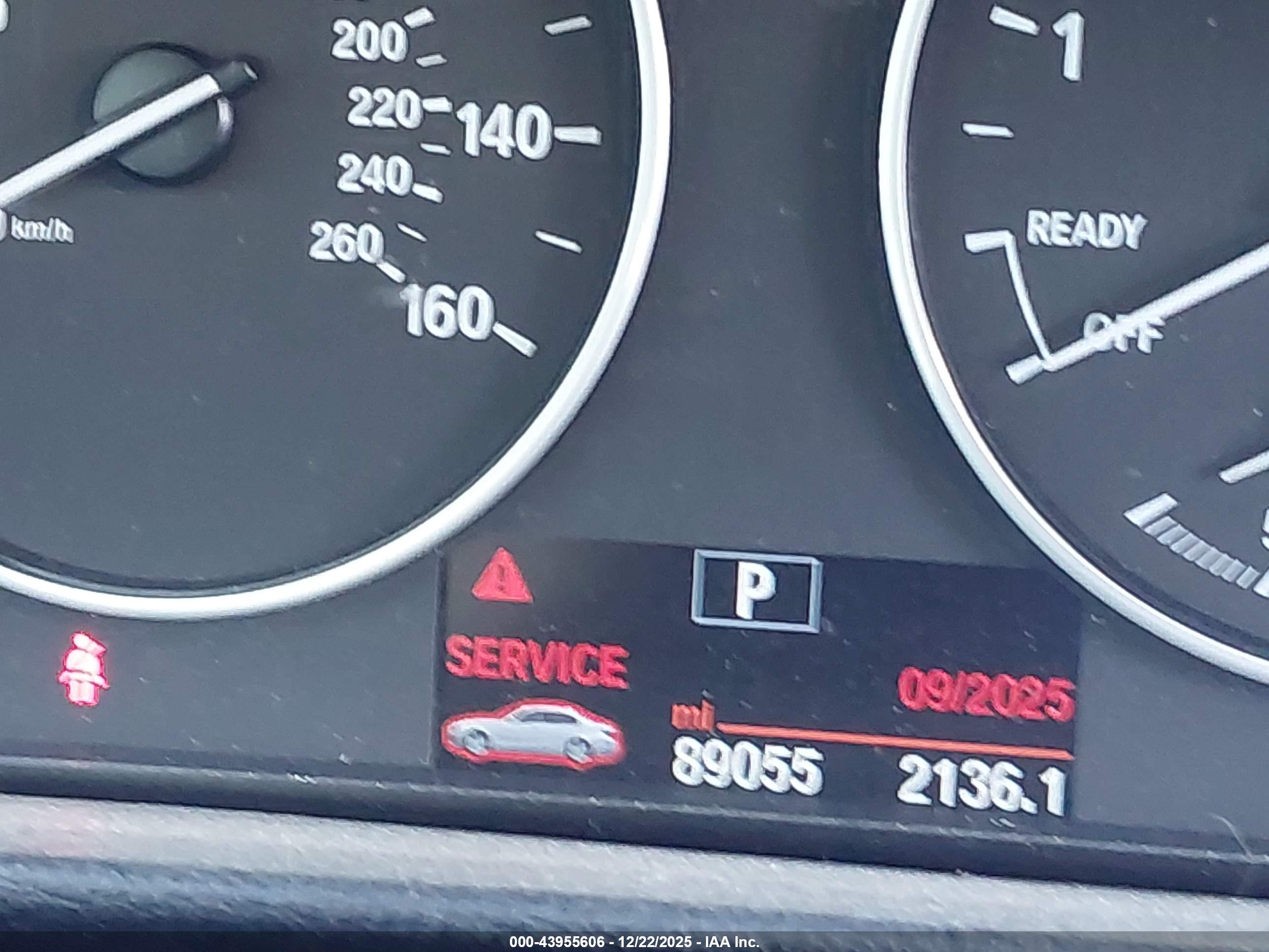 BMW 320I image 7