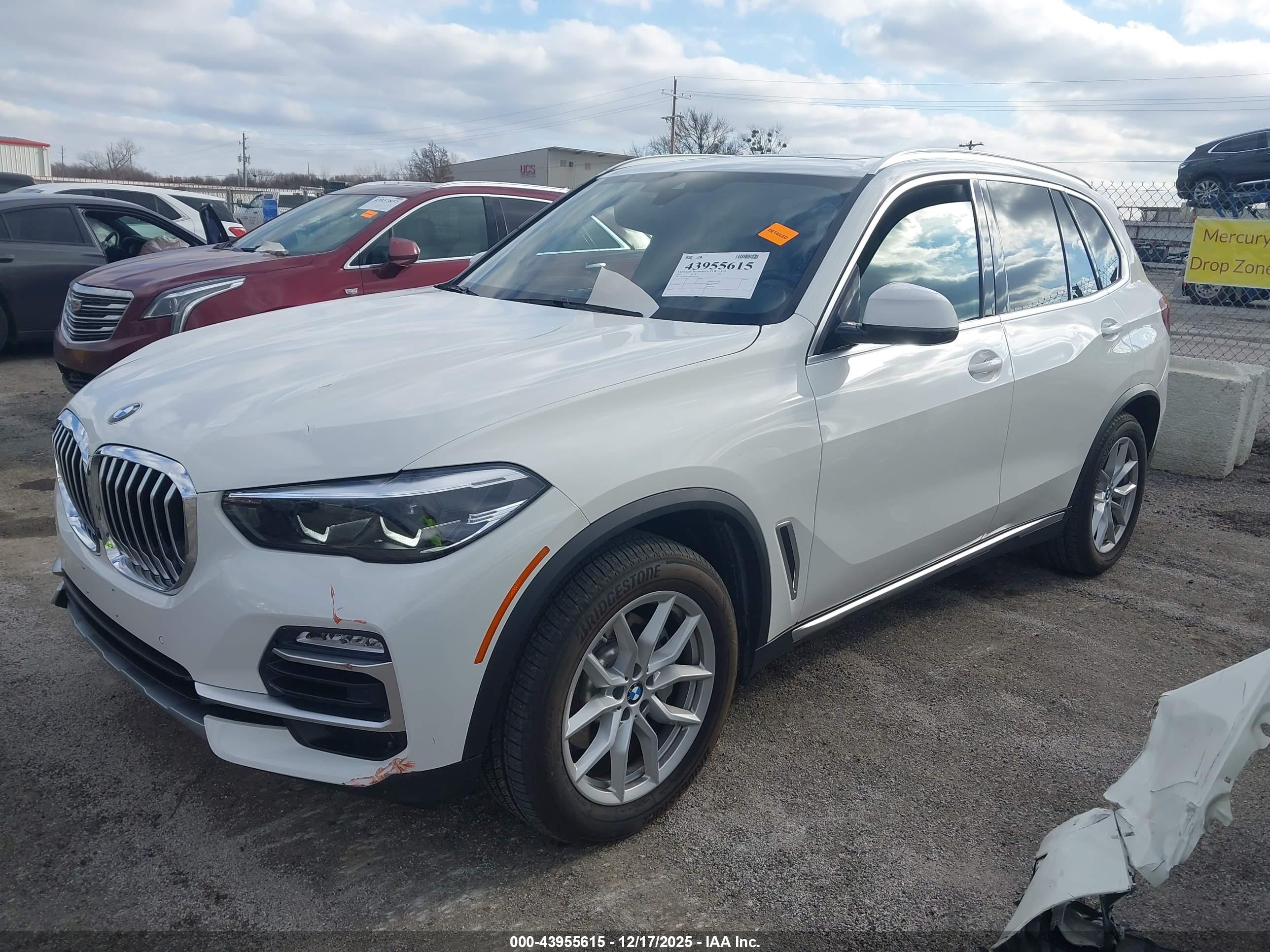 BMW X5 image 2