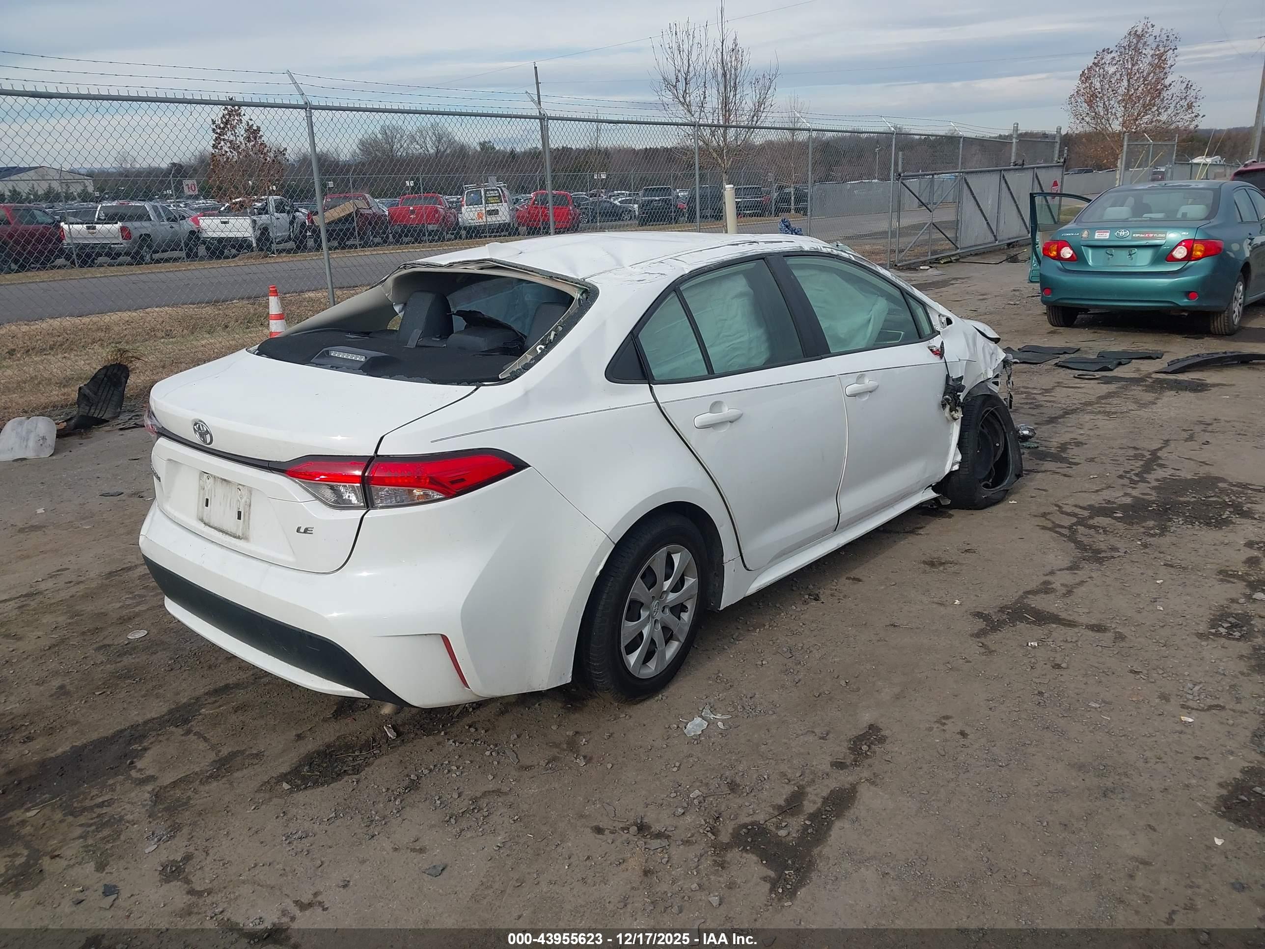 TOYOTA COROLLA image 4