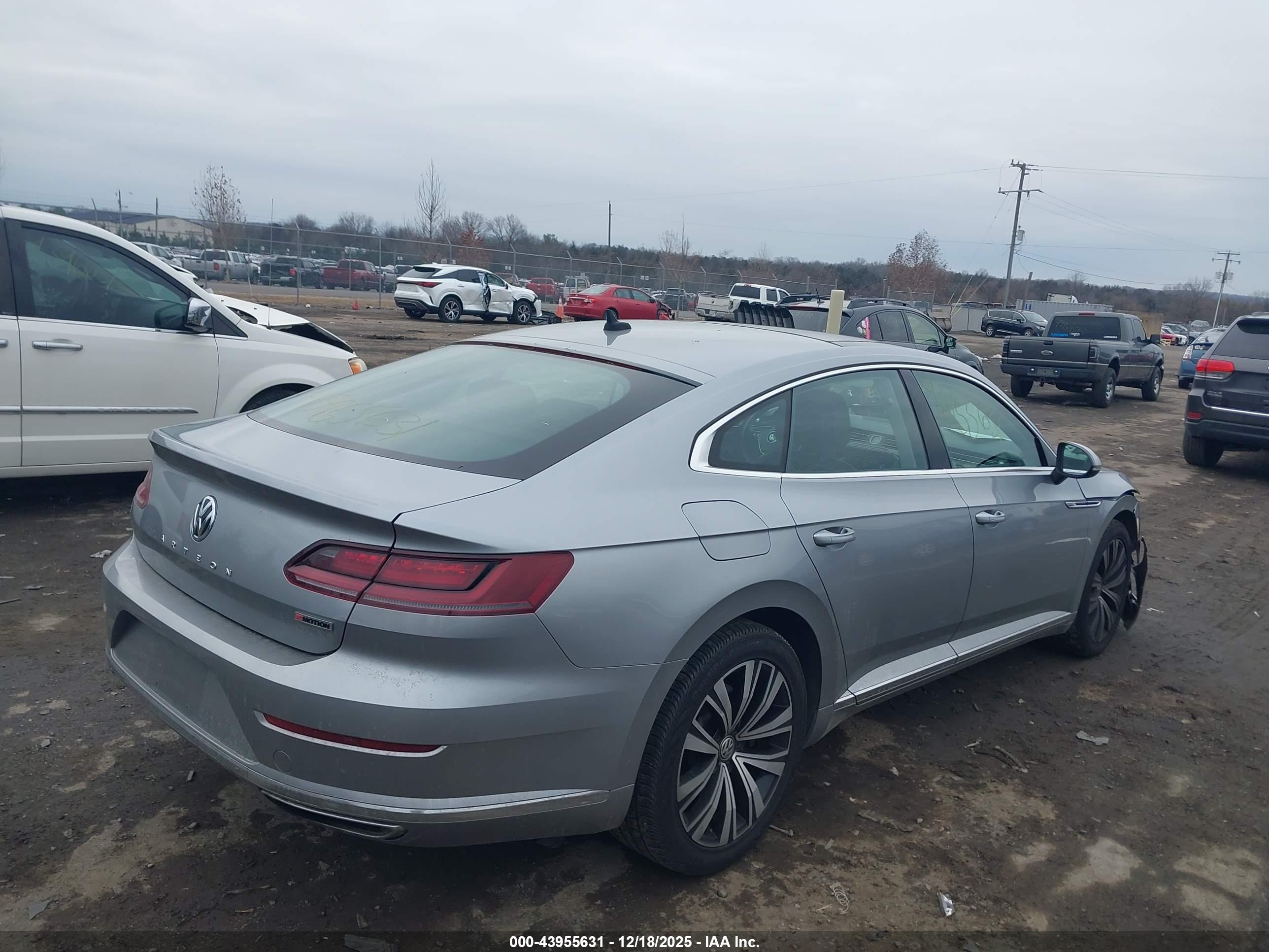 VOLKSWAGEN ARTEON image 4
