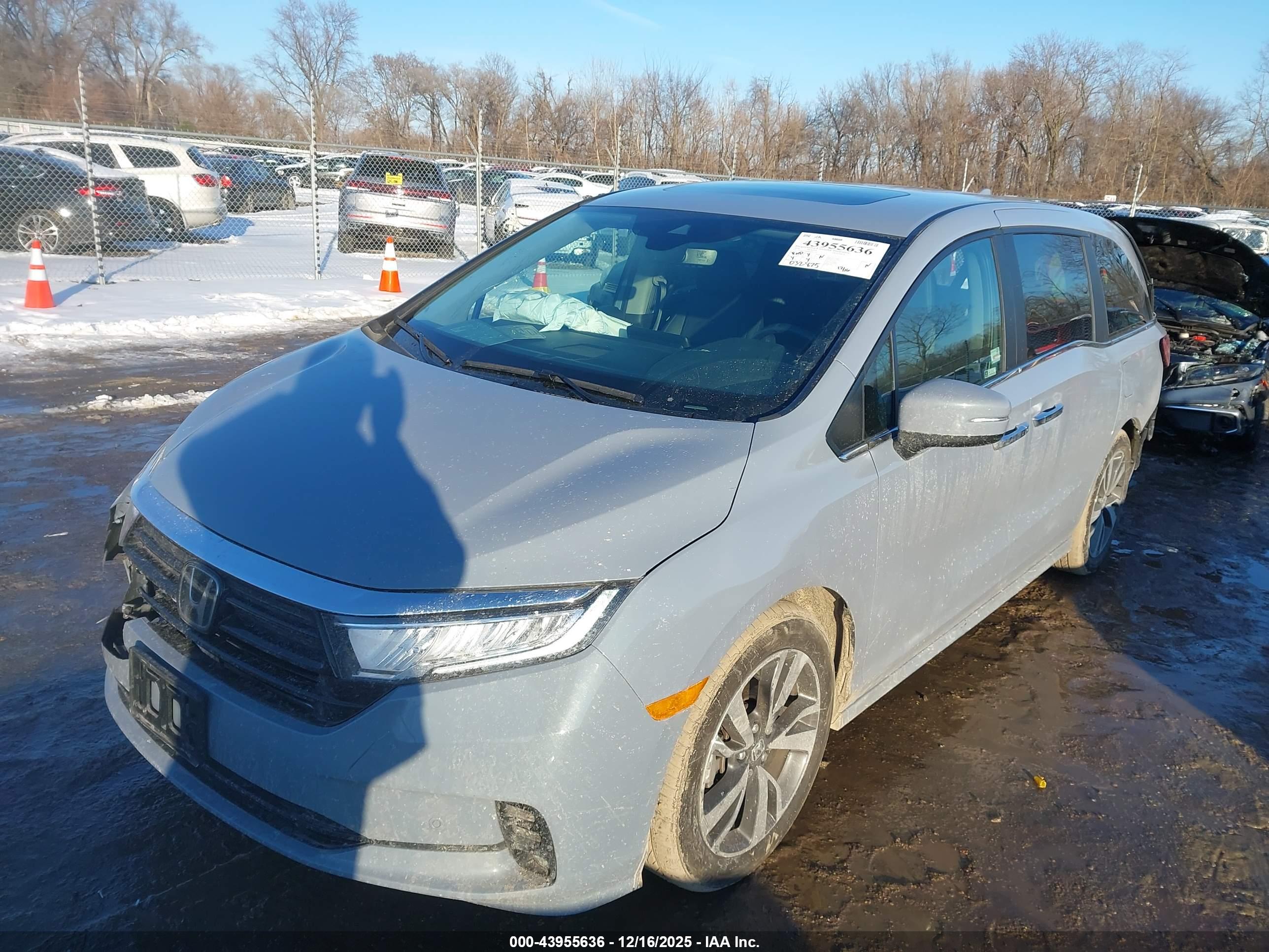 HONDA ODYSSEY image 2