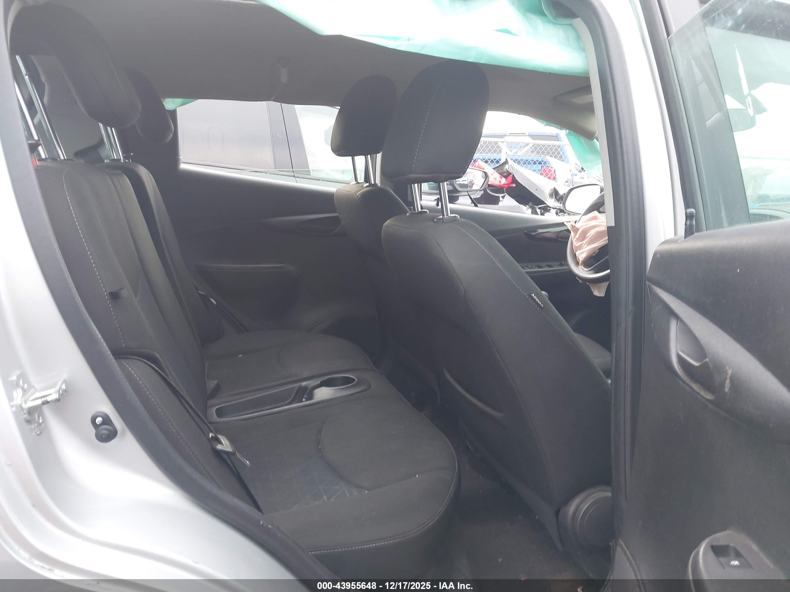 CHEVROLET SPARK image 8