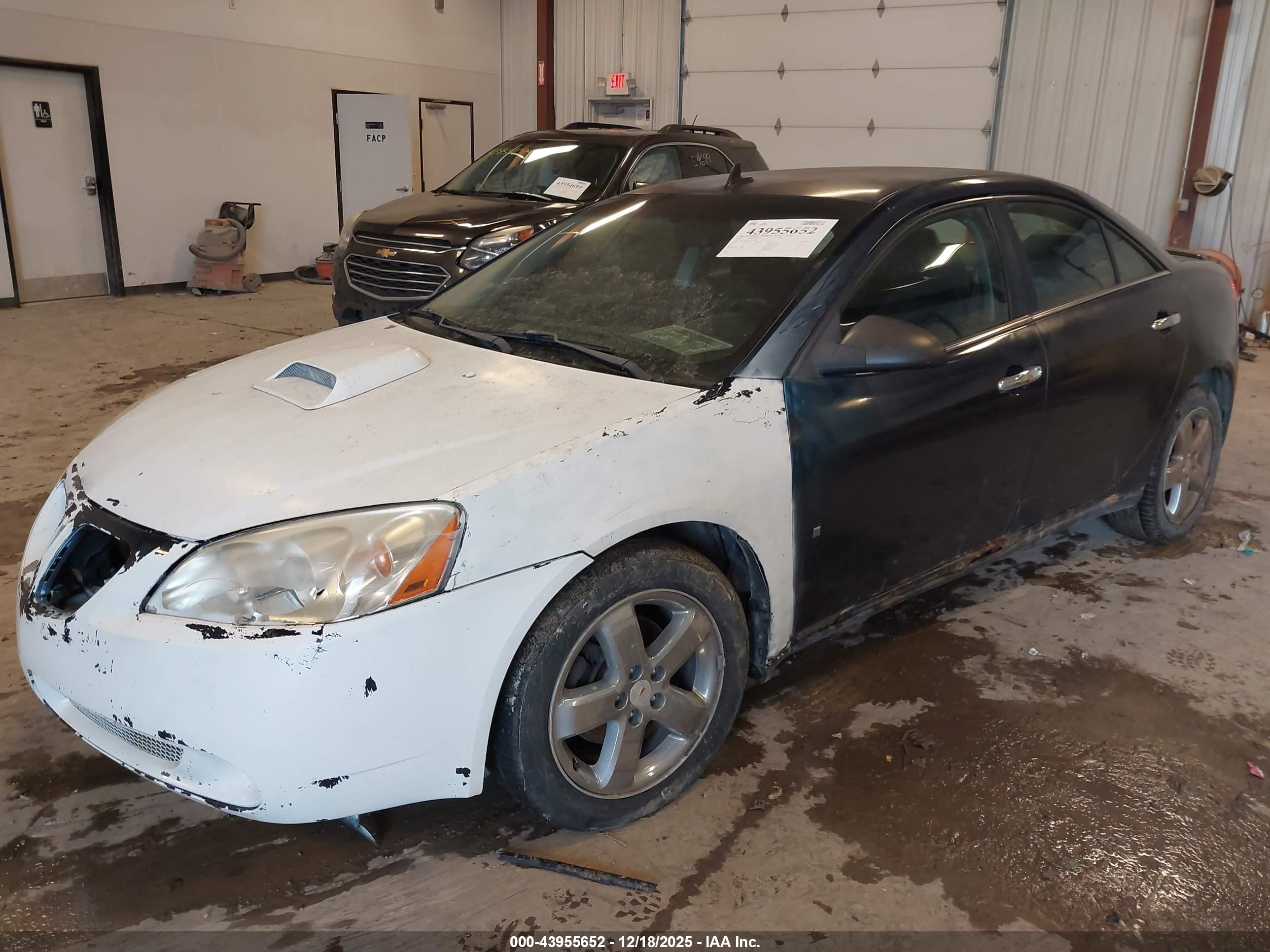 PONTIAC G6 image 2