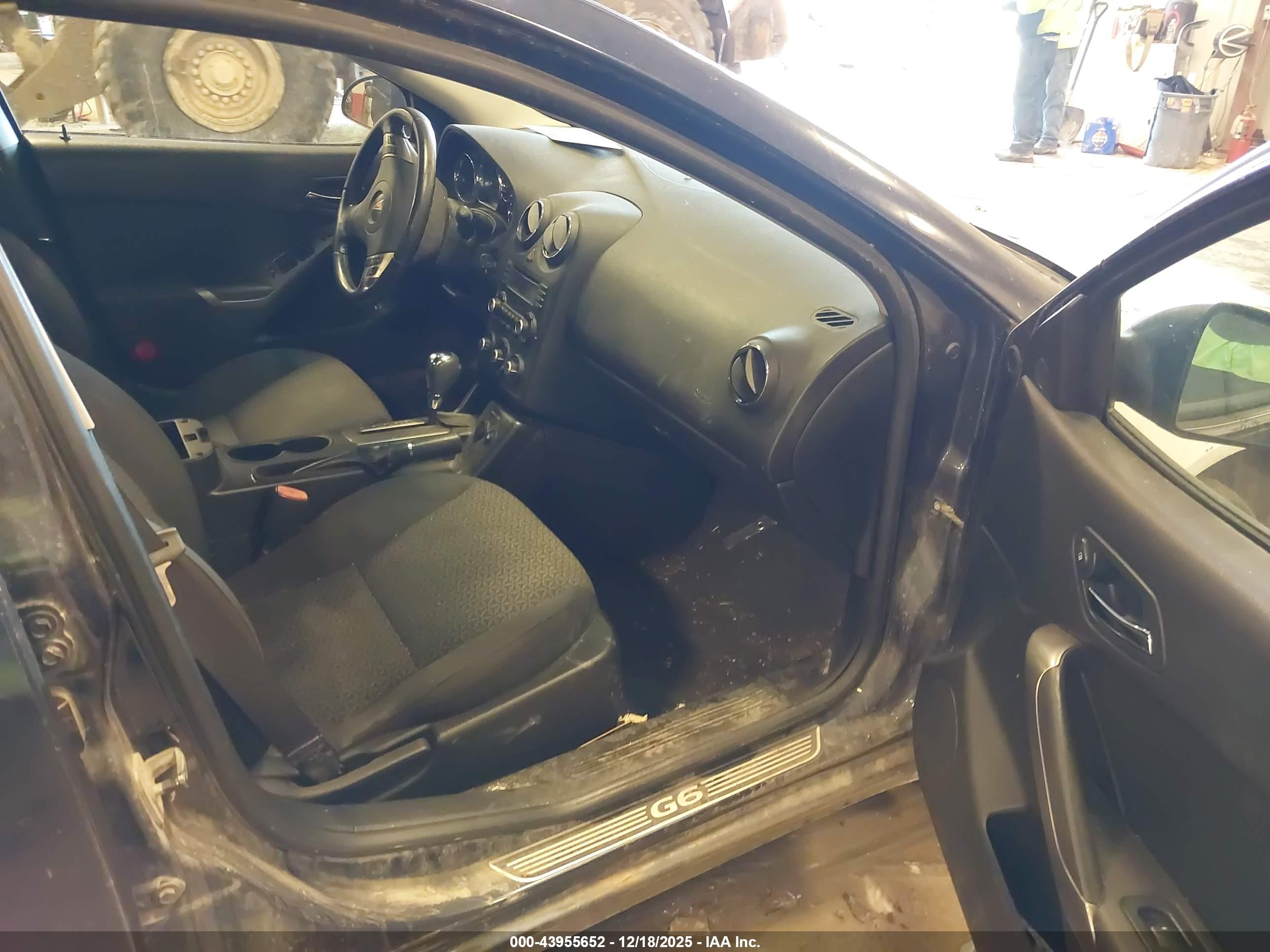PONTIAC G6 image 5