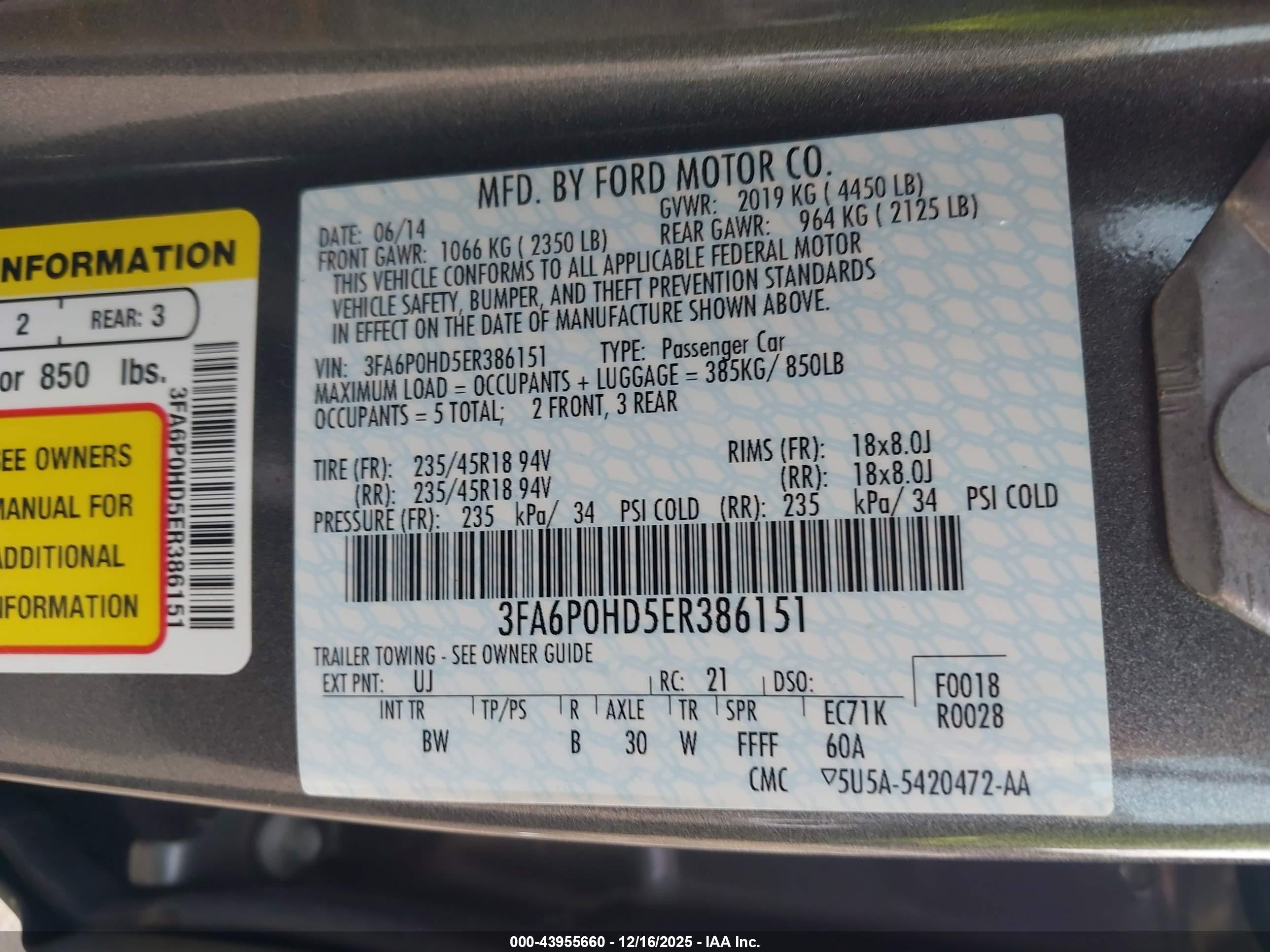 FORD FUSION image 9