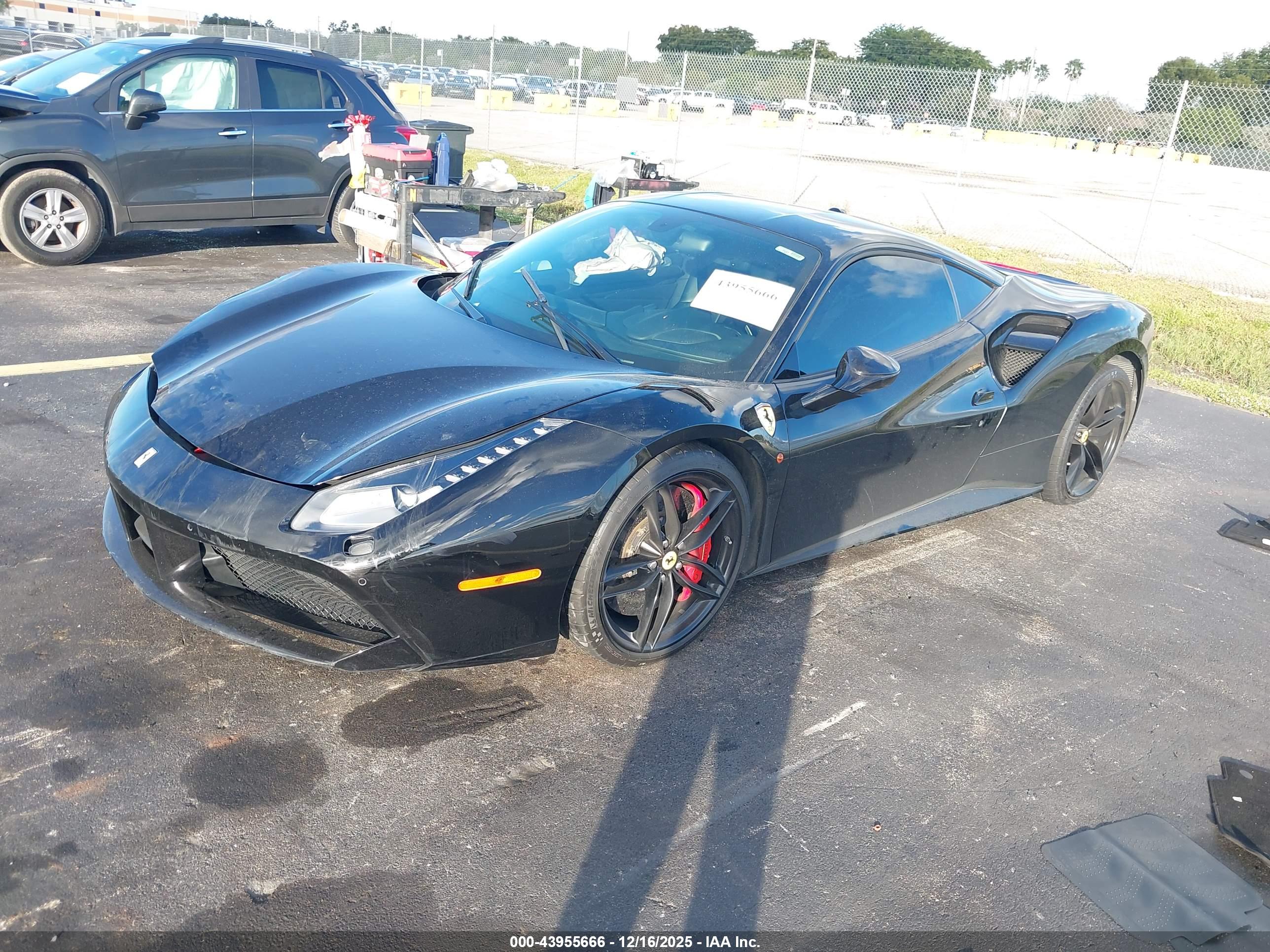 FERRARI 488 image 2