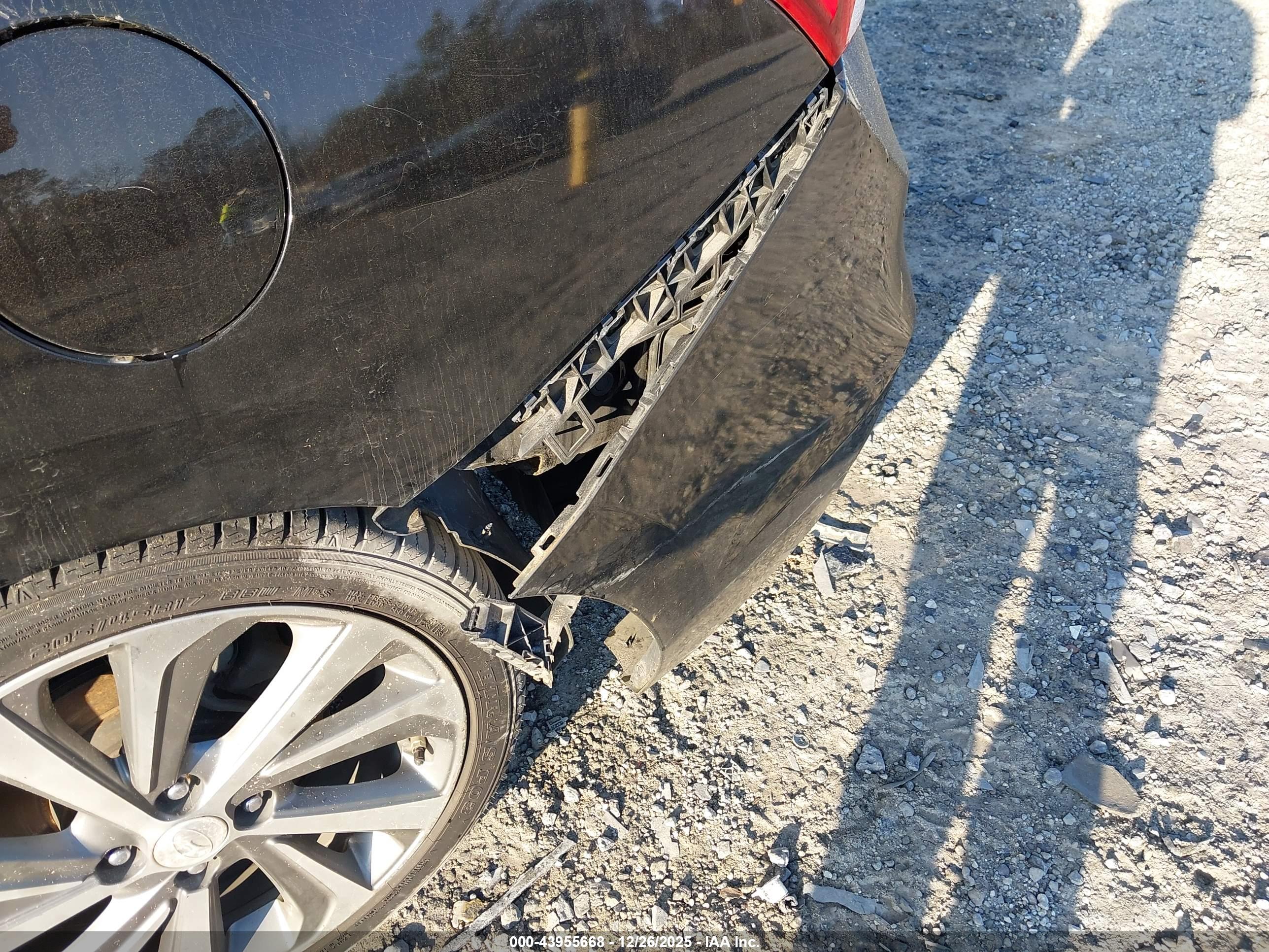 HYUNDAI ACCENT image 6