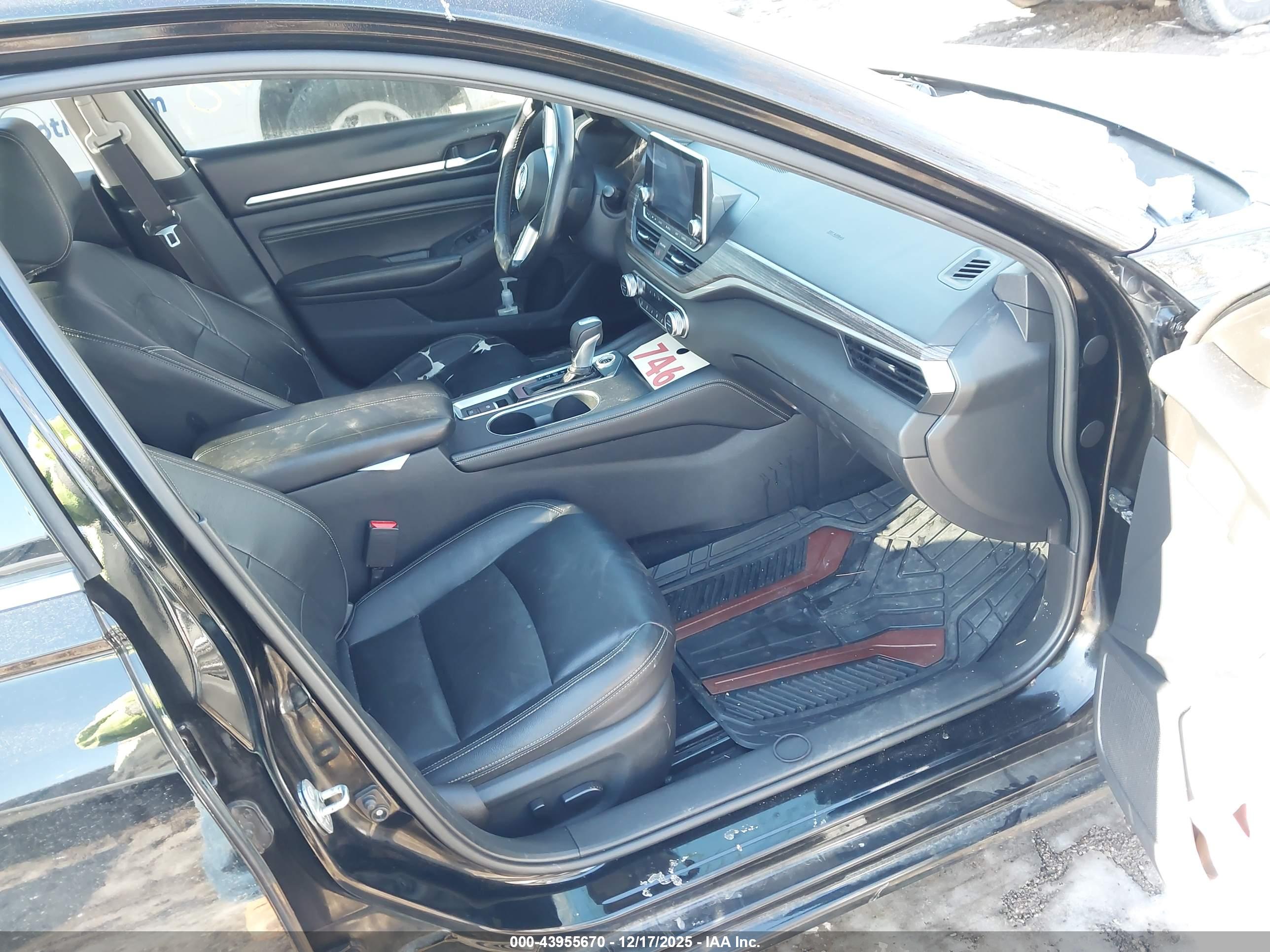 NISSAN ALTIMA image 5