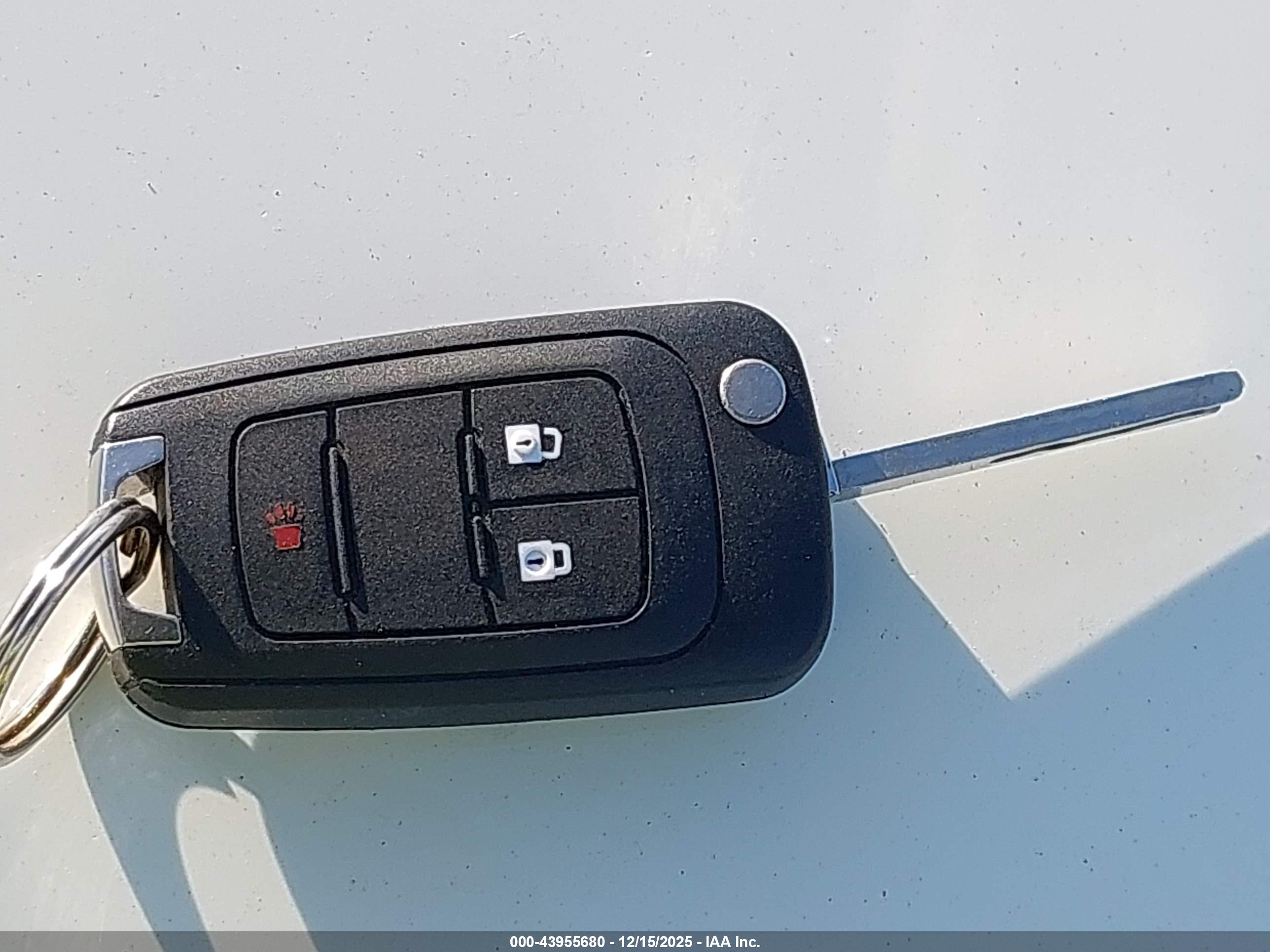 GMC TERRAIN image 11